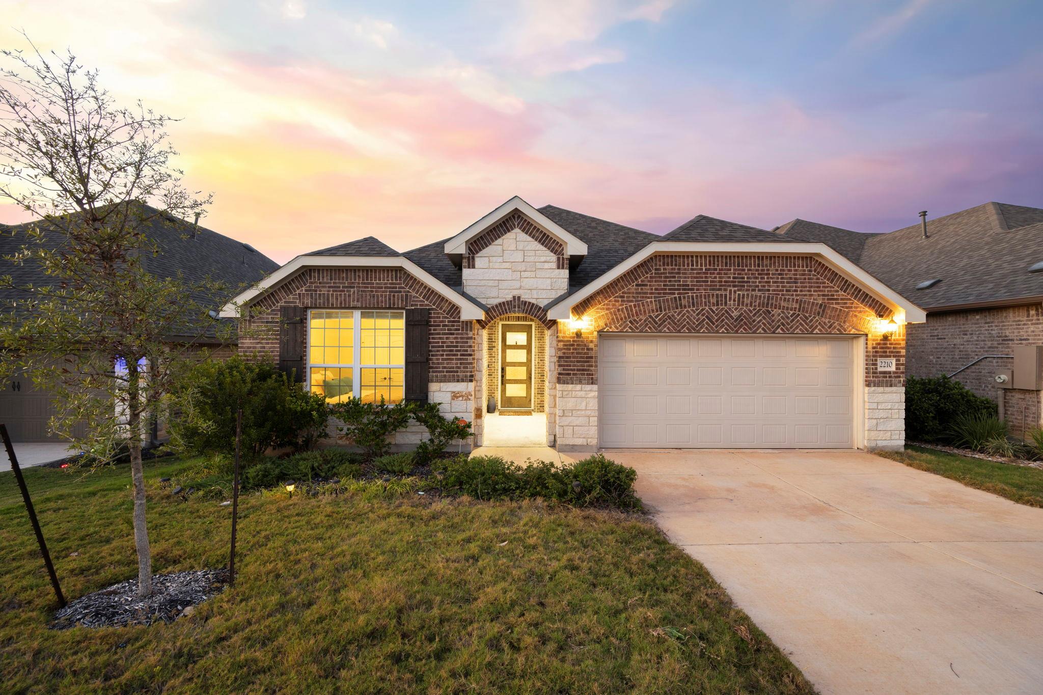 2210 Steerhead Trl, New Braunfels, TX 78132