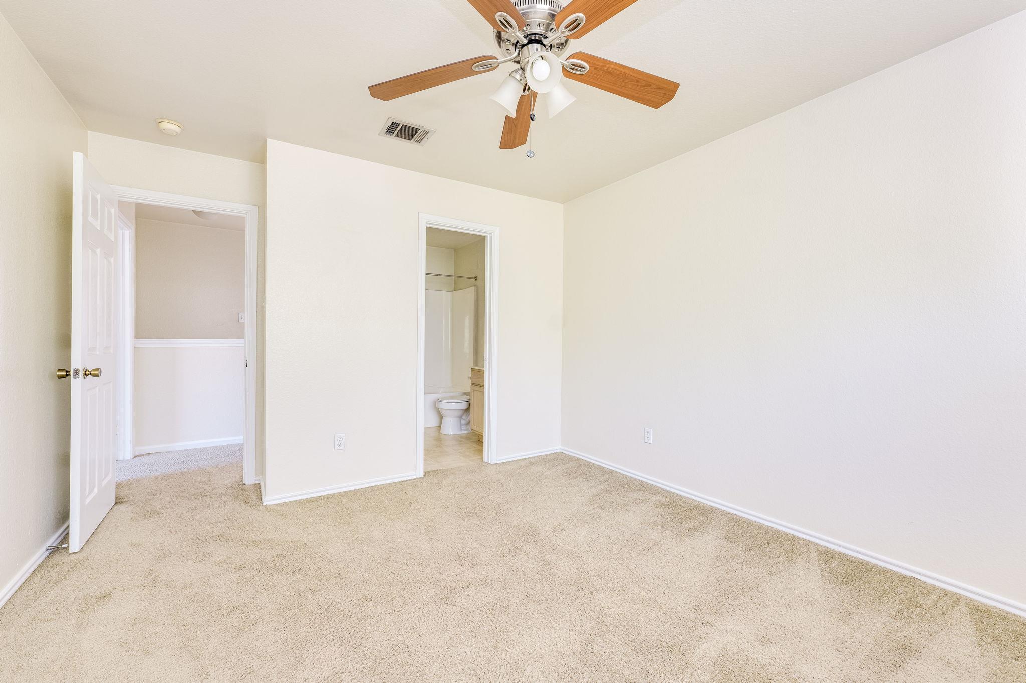 844-846 Sagewood Trl, San Marcos, TX 78666