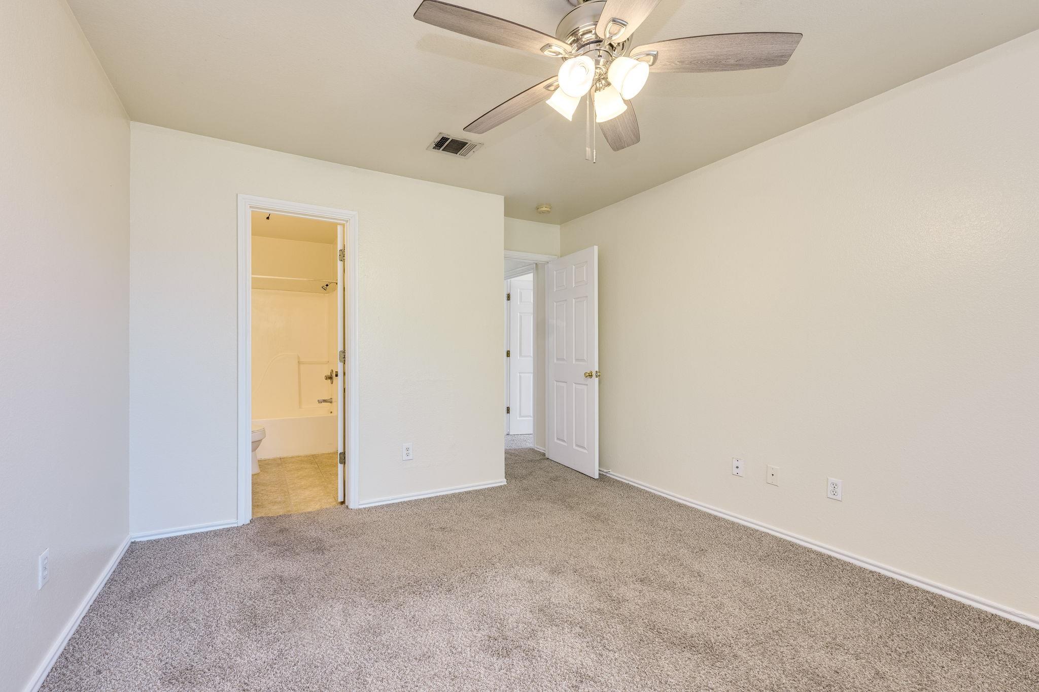 844-846 Sagewood Trl, San Marcos, TX 78666