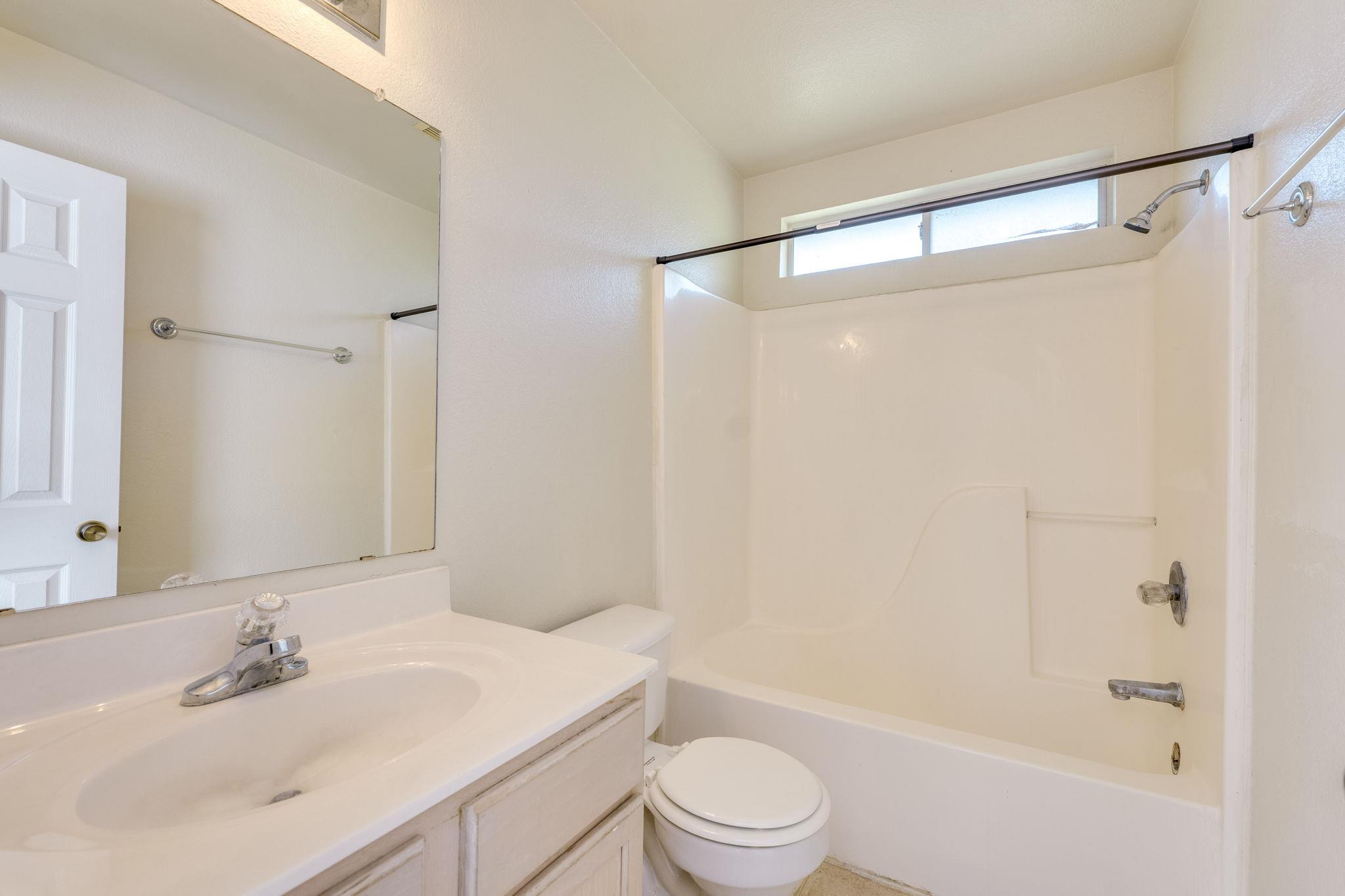 844-846 Sagewood Trl, San Marcos, TX 78666