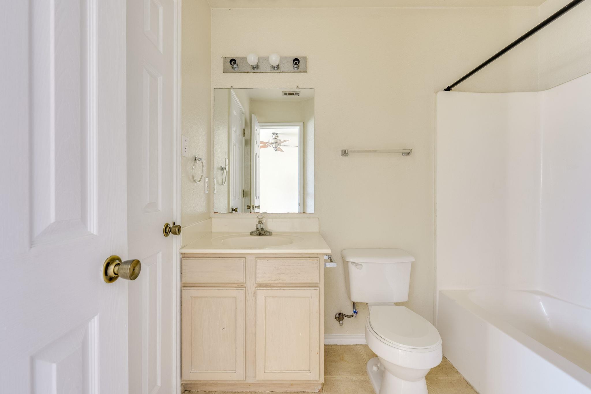 844-846 Sagewood Trl, San Marcos, TX 78666