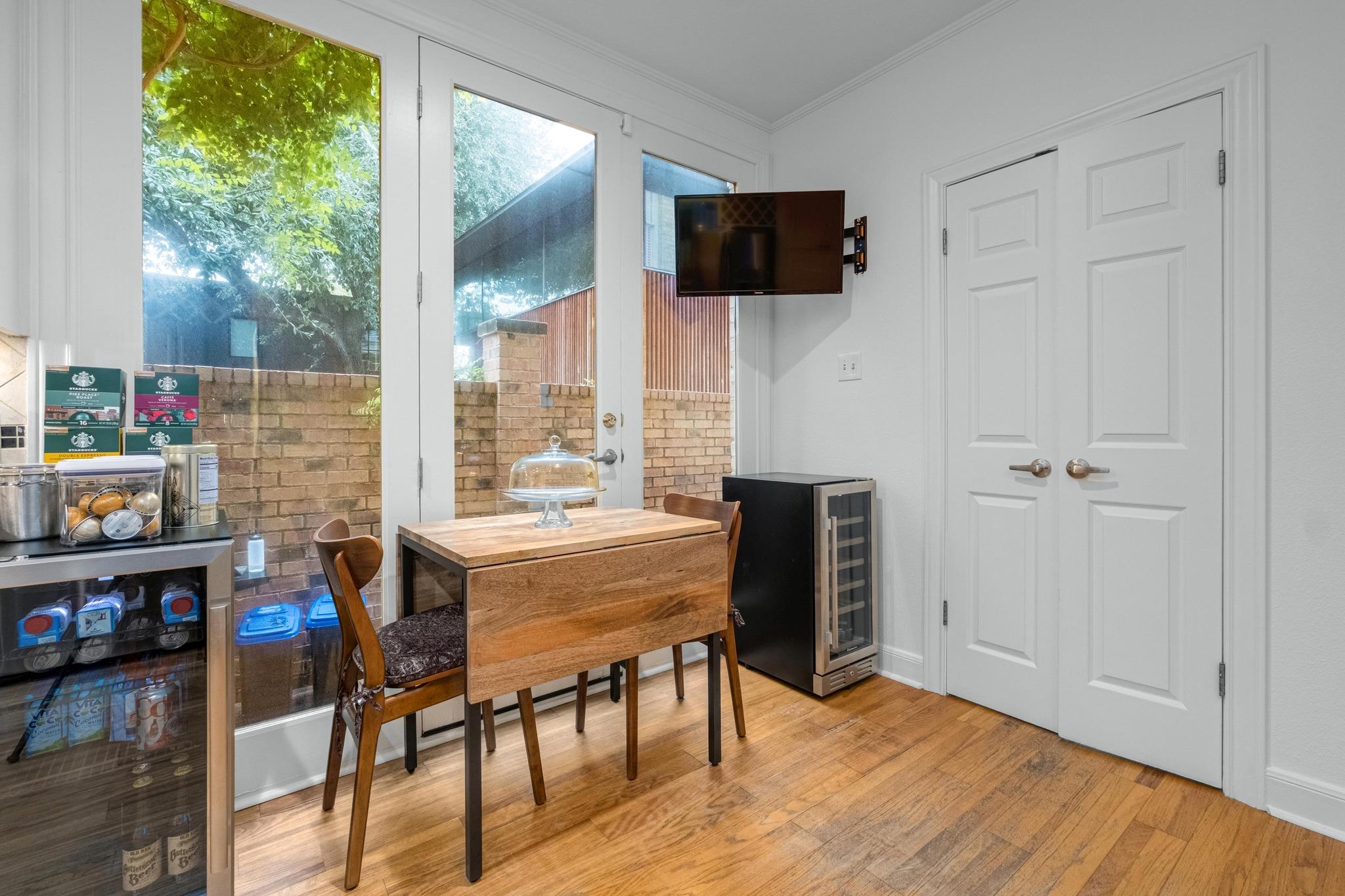 902 W 18th St # B, Austin, TX 78701