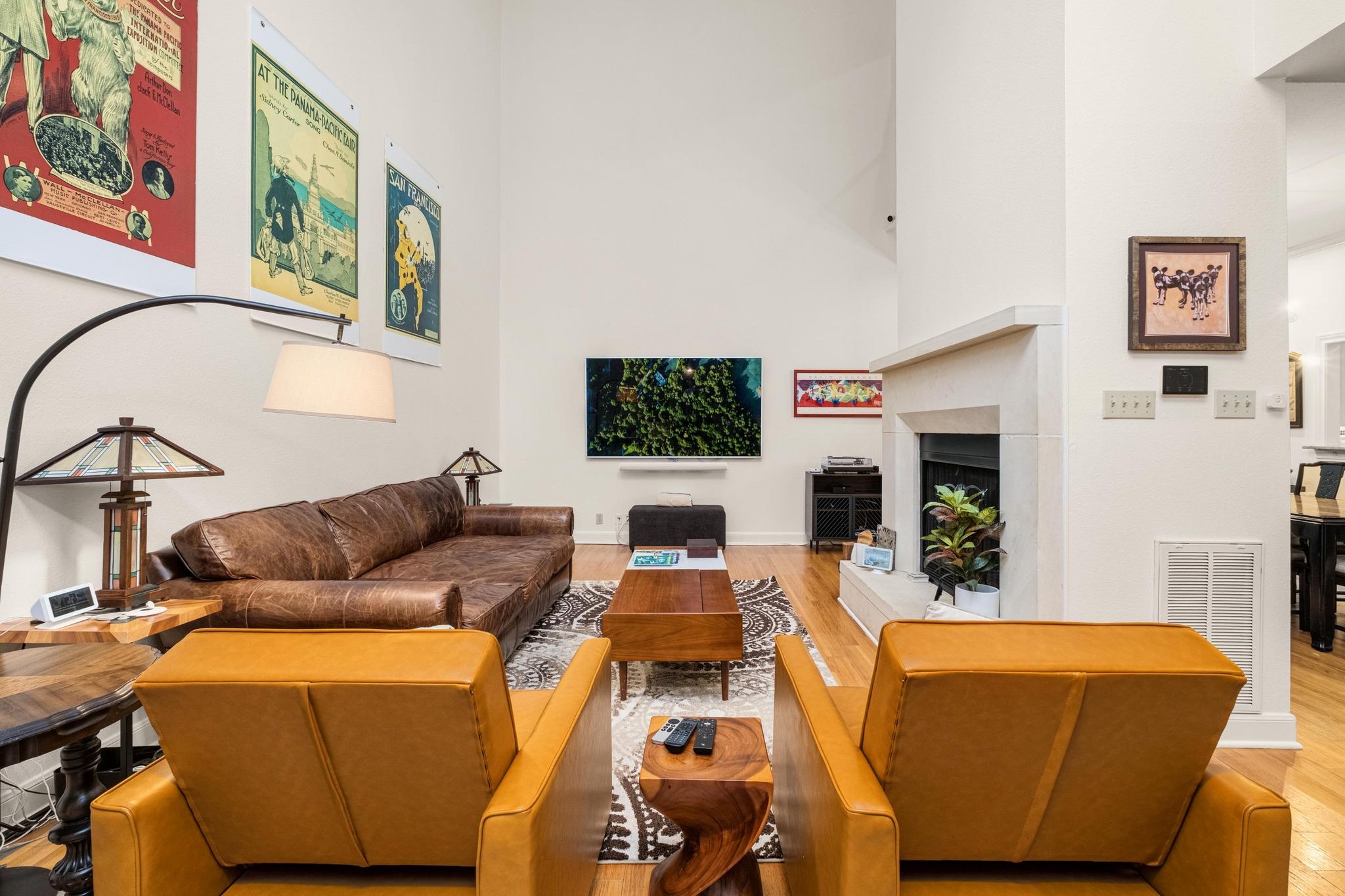 902 W 18th St # B, Austin, TX 78701