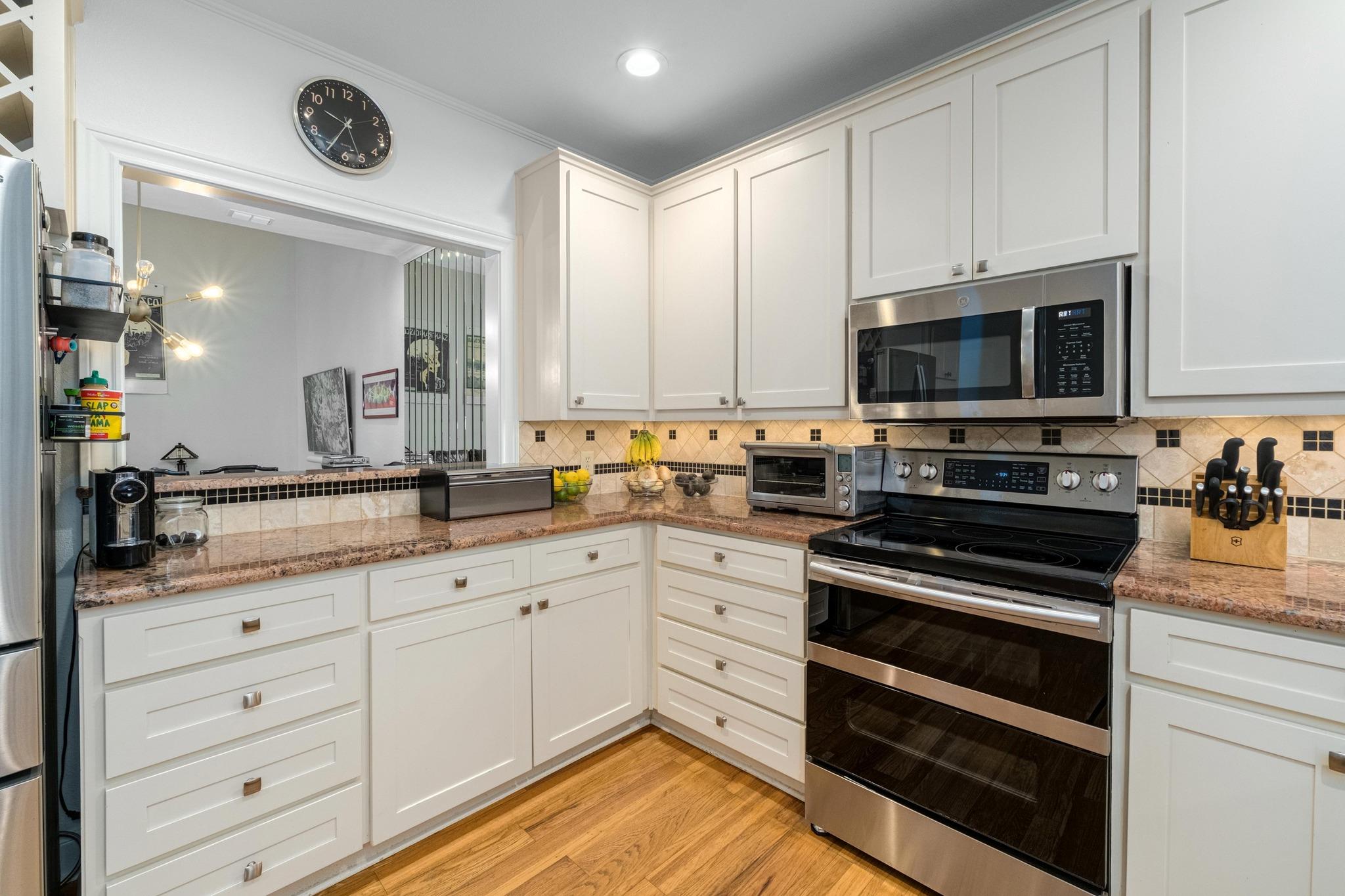 902 W 18th St # B, Austin, TX 78701