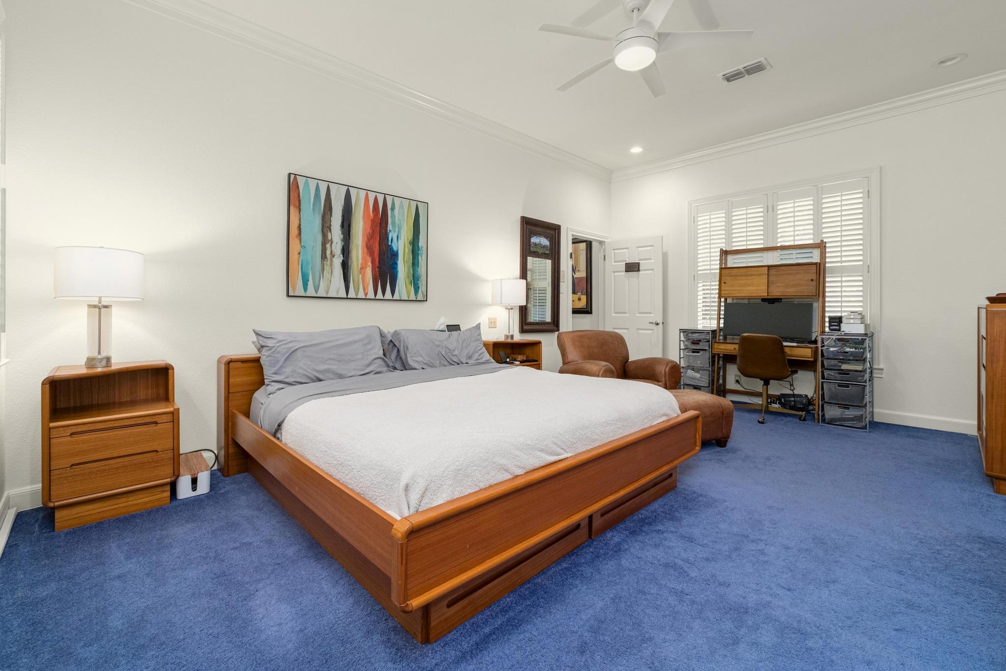 902 W 18th St # B, Austin, TX 78701