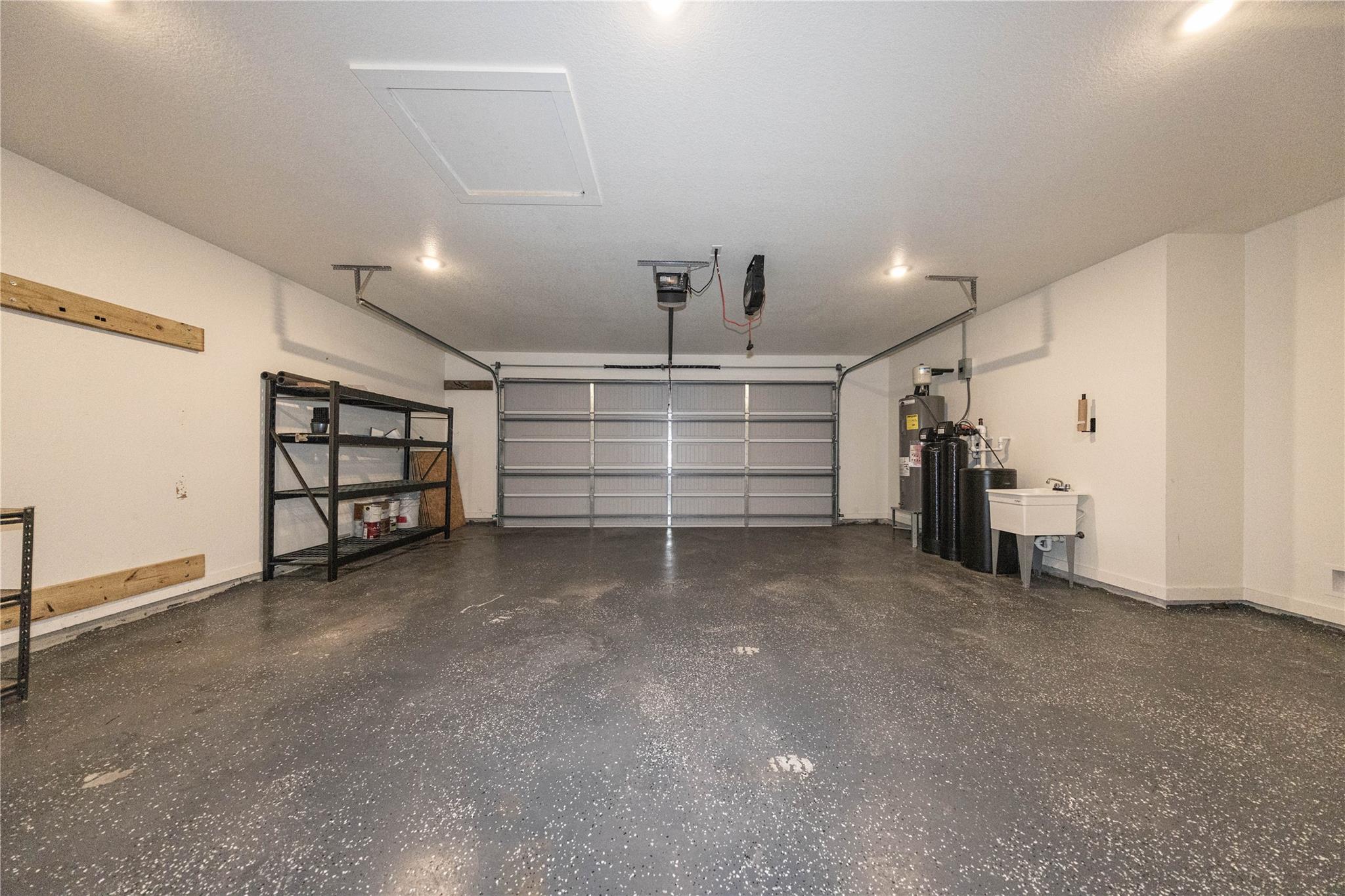 201 Frontier Trl, Wimberley, TX 78676