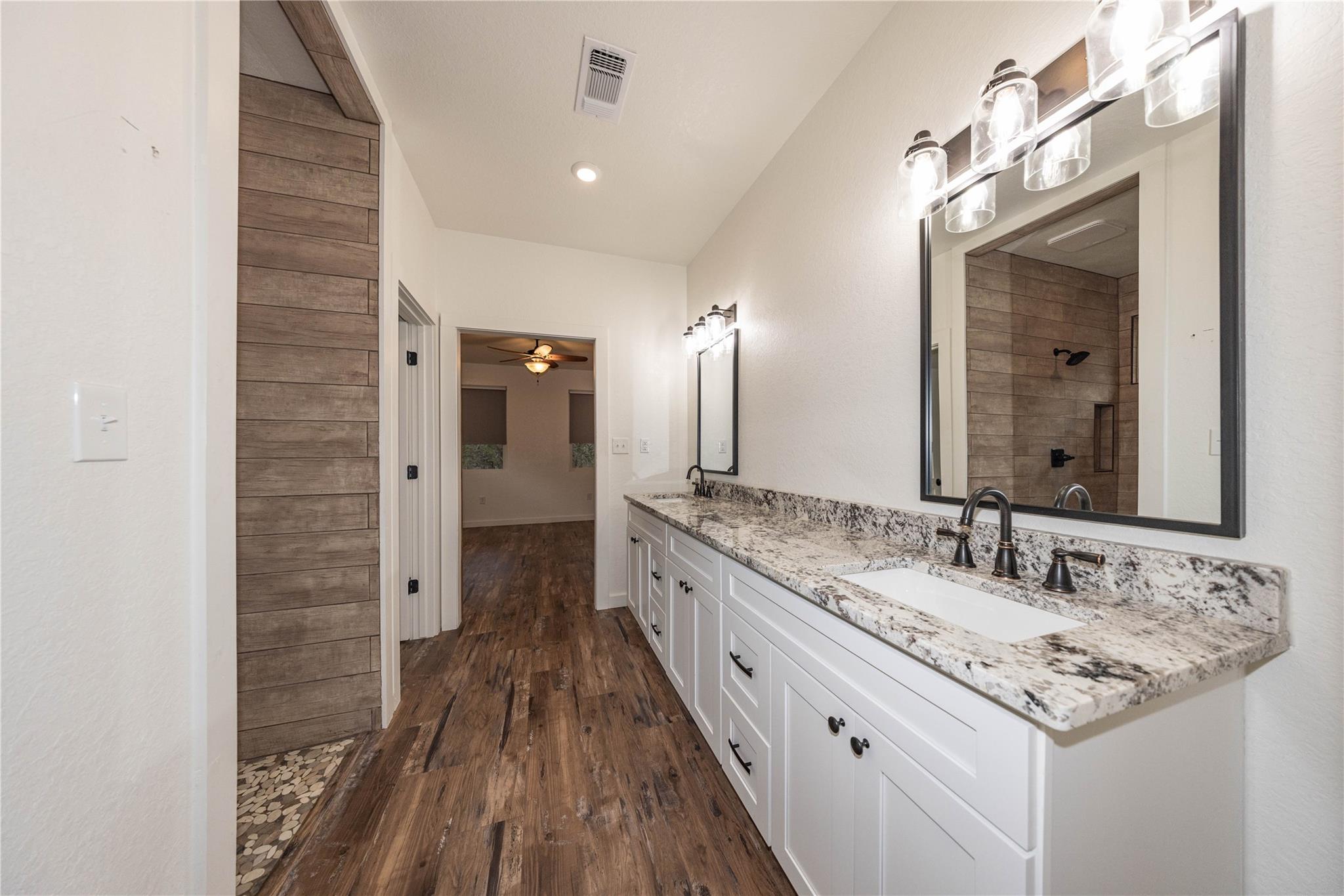 201 Frontier Trl, Wimberley, TX 78676