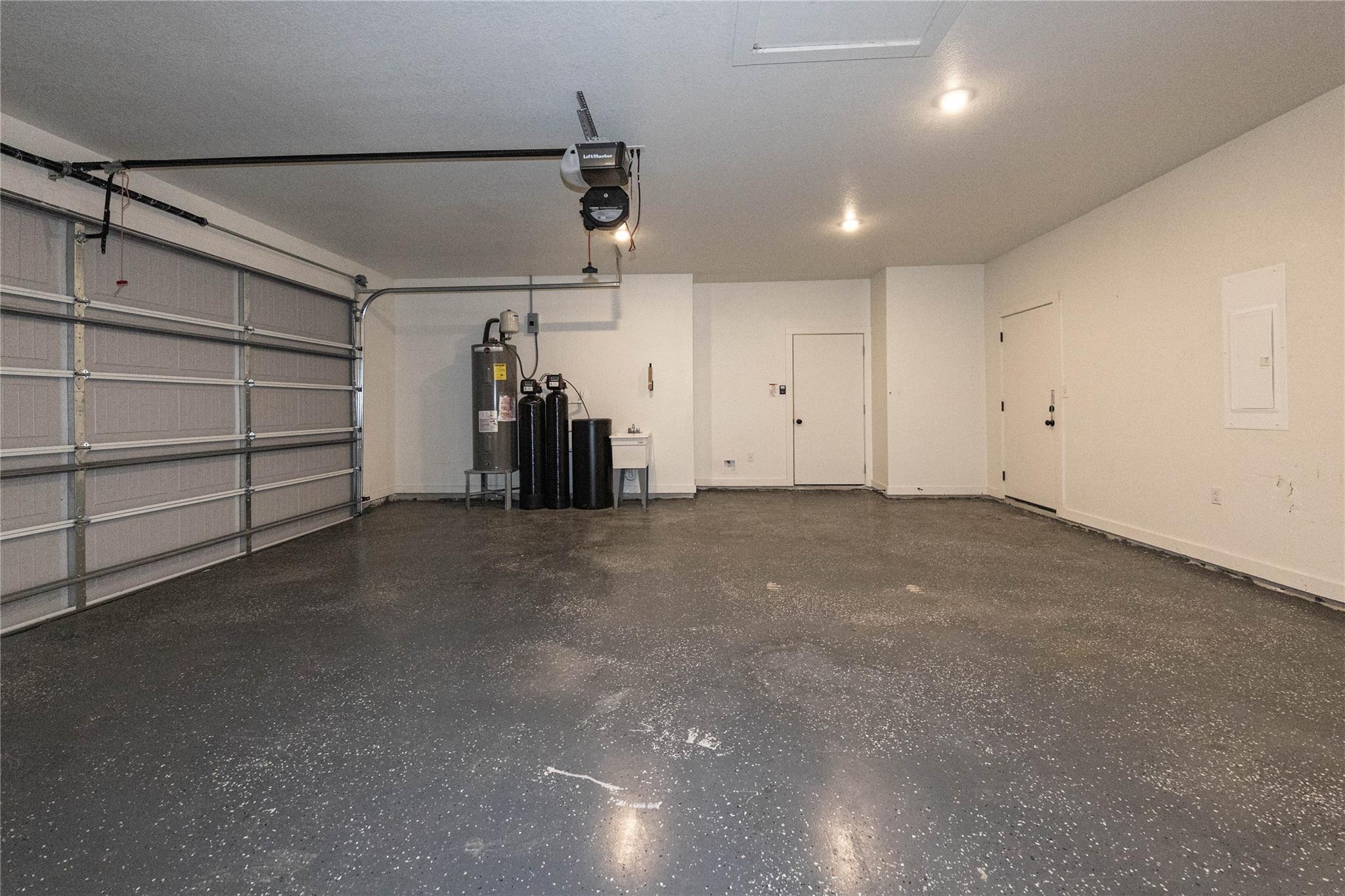 201 Frontier Trl, Wimberley, TX 78676