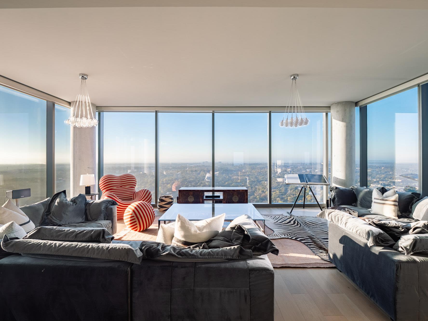 44 East Ave # 3906, Austin, TX 78701