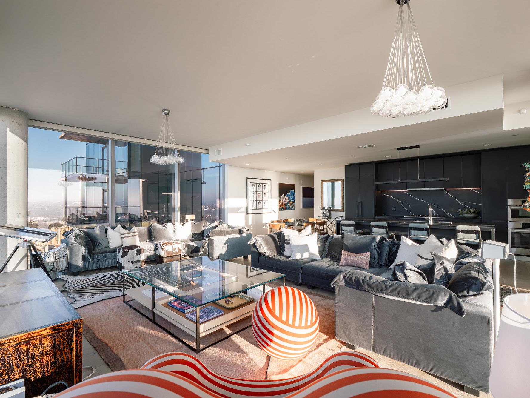 44 East Ave # 3906, Austin, TX 78701