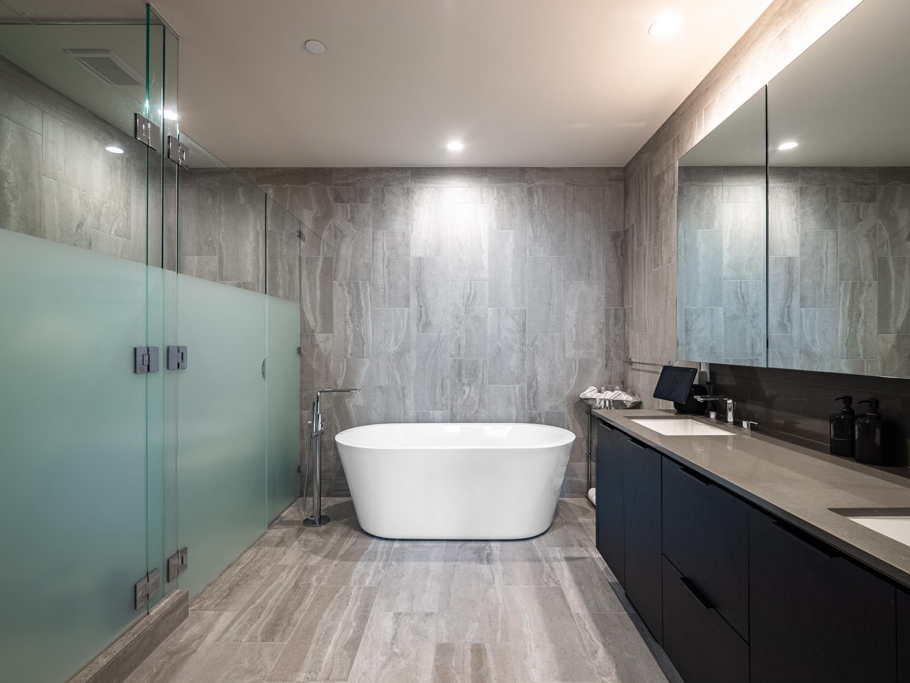 44 East Ave # 3906, Austin, TX 78701