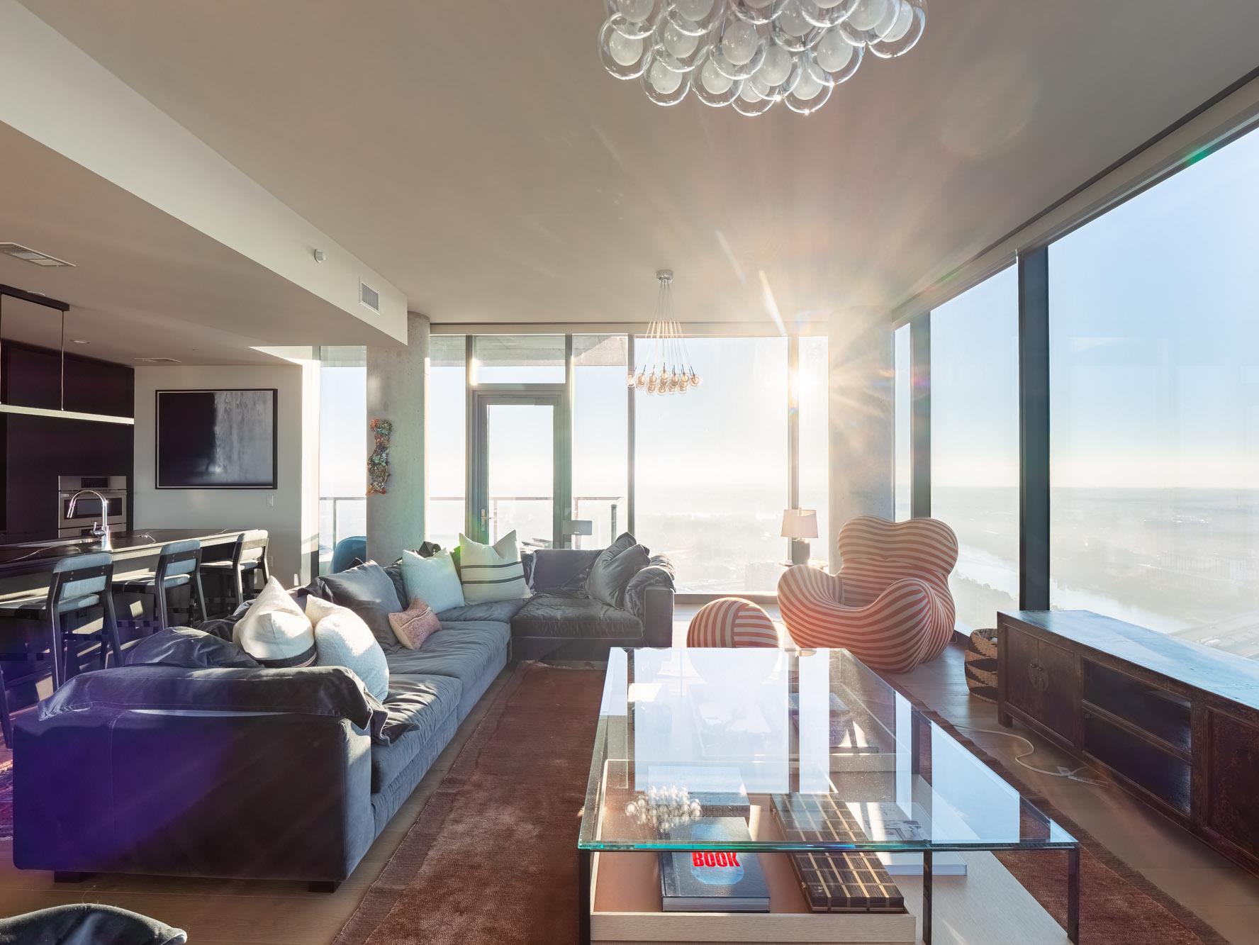 44 East Ave # 3906, Austin, TX 78701