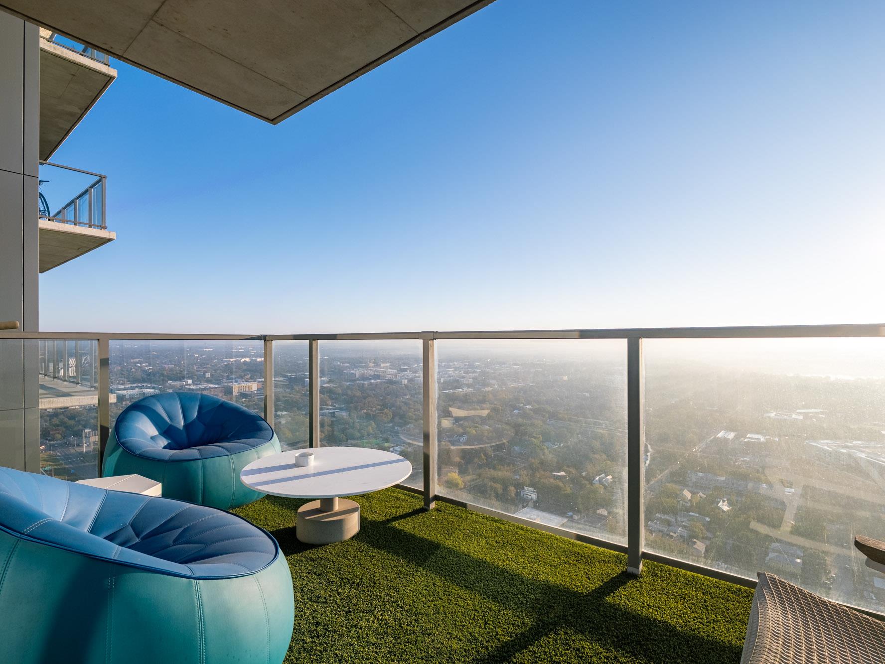 44 East Ave # 3906, Austin, TX 78701