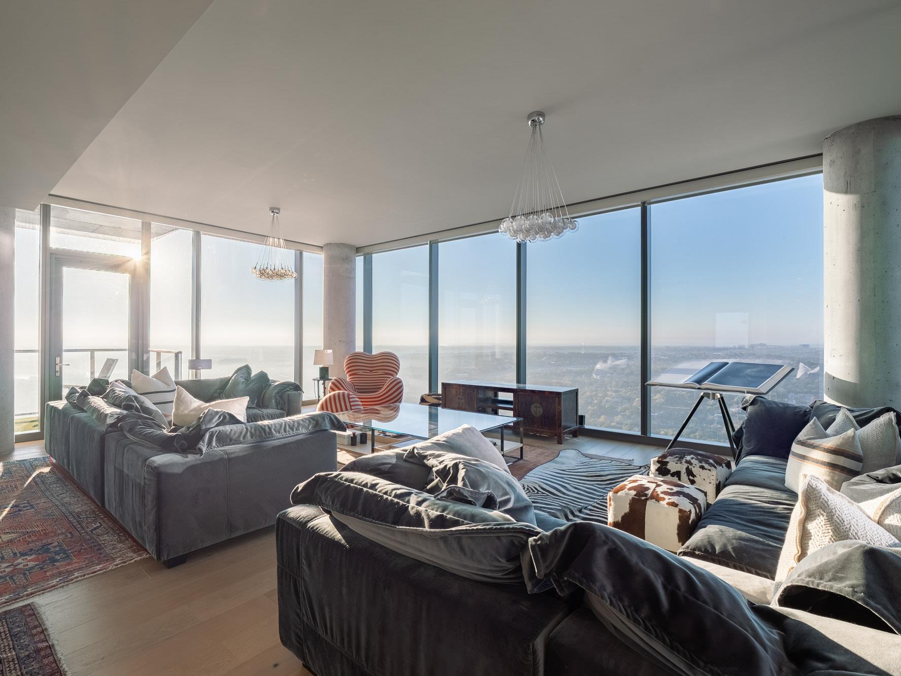 44 East Ave # 3906, Austin, TX 78701