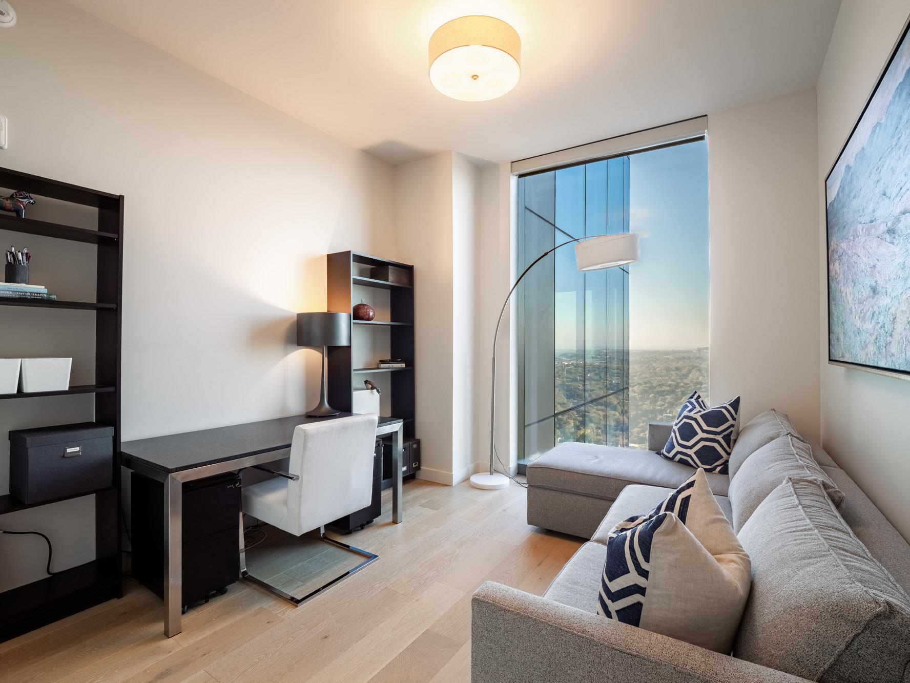 44 East Ave # 3906, Austin, TX 78701