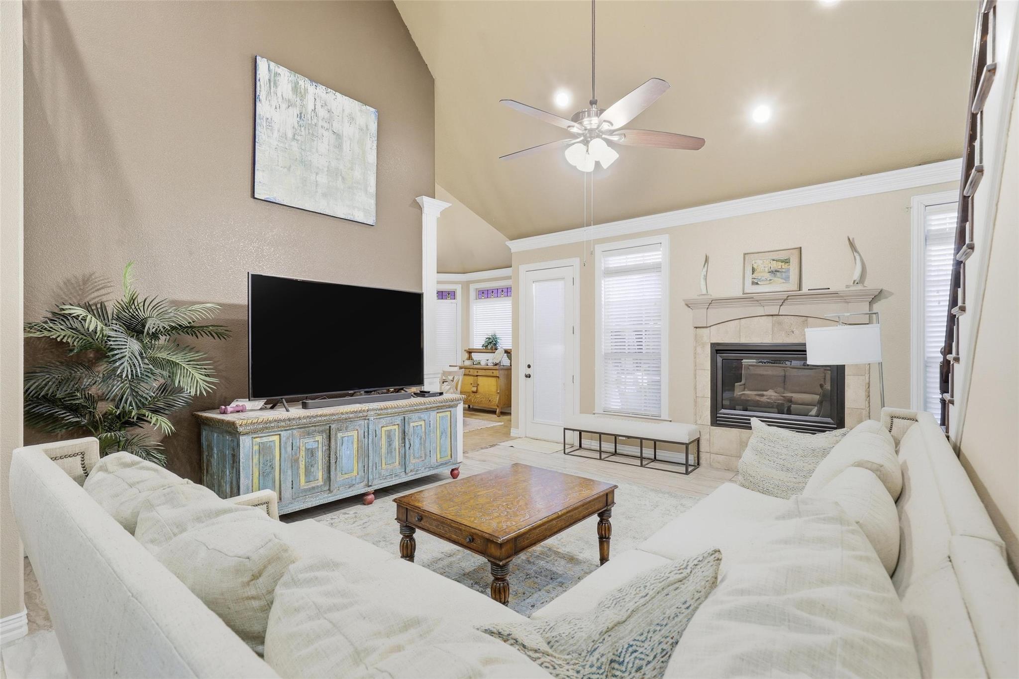 3724 Cove Timber Ave, Granbury, TX 76049