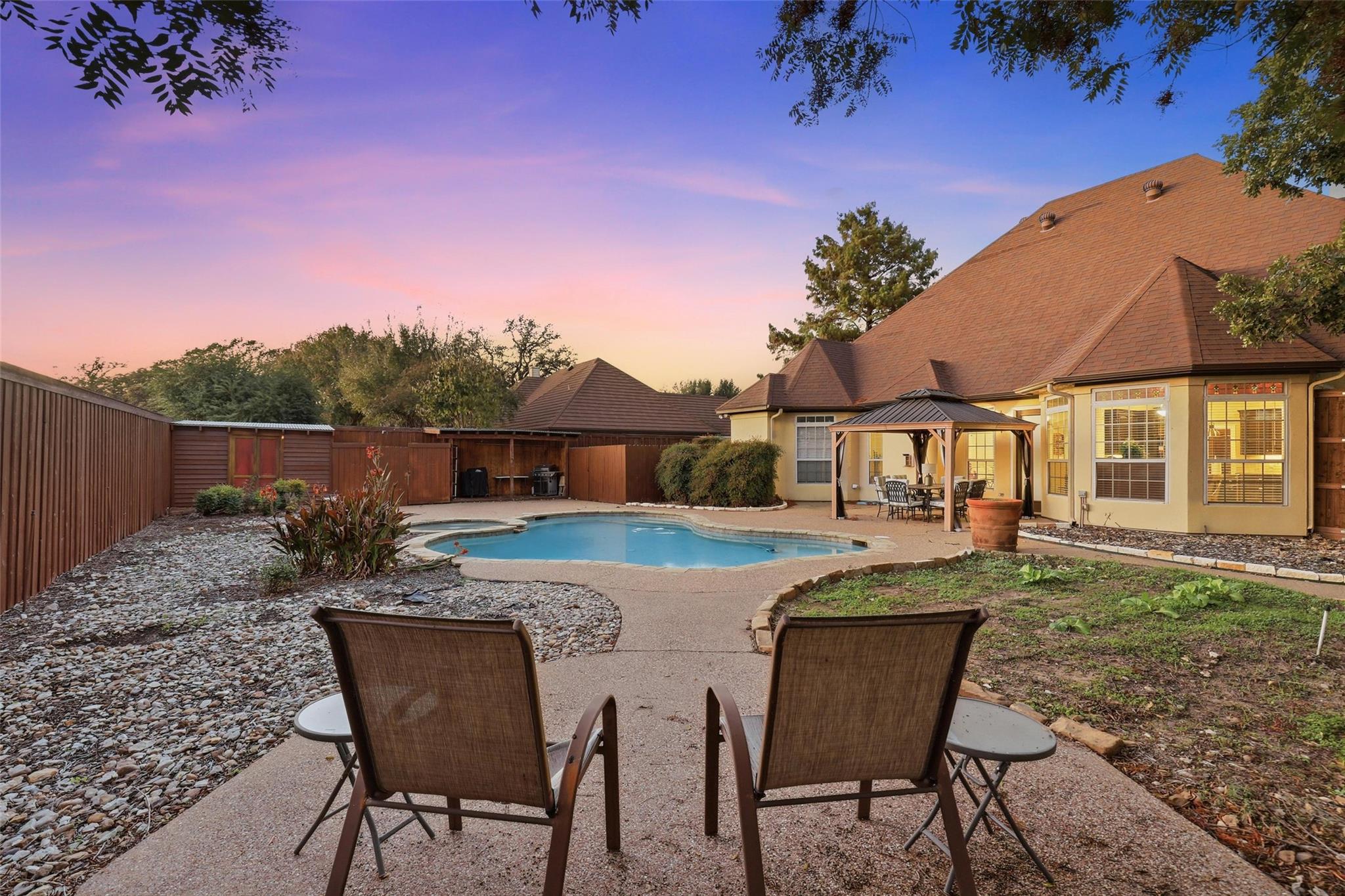 3724 Cove Timber Ave, Granbury, TX 76049