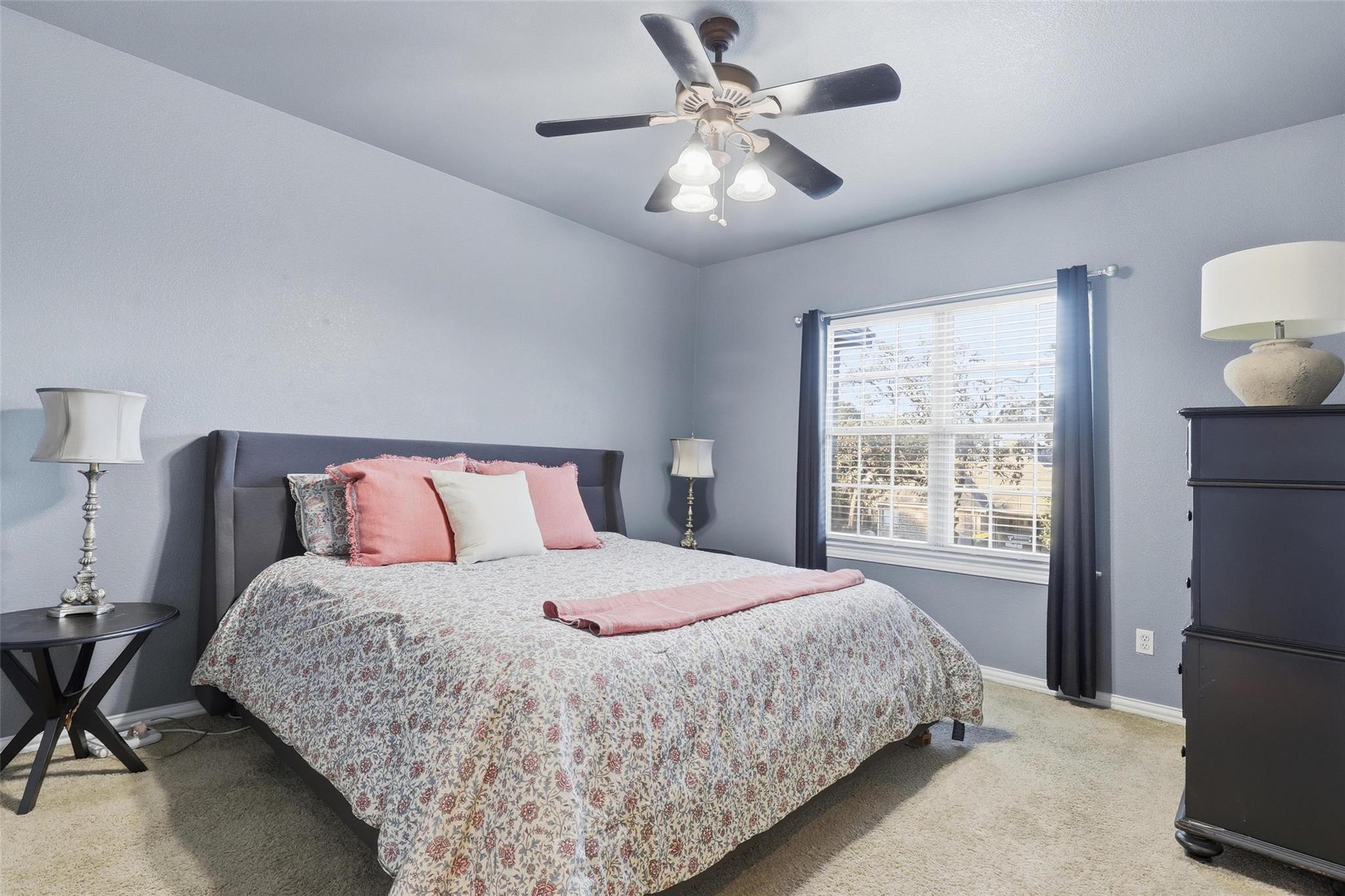 3724 Cove Timber Ave, Granbury, TX 76049