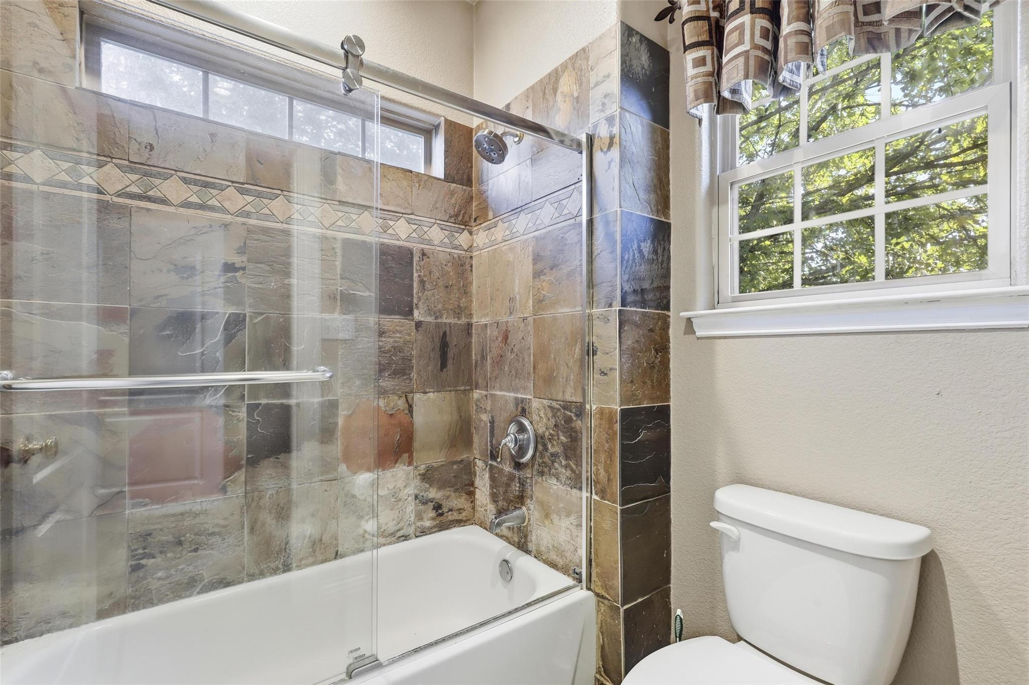 3724 Cove Timber Ave, Granbury, TX 76049