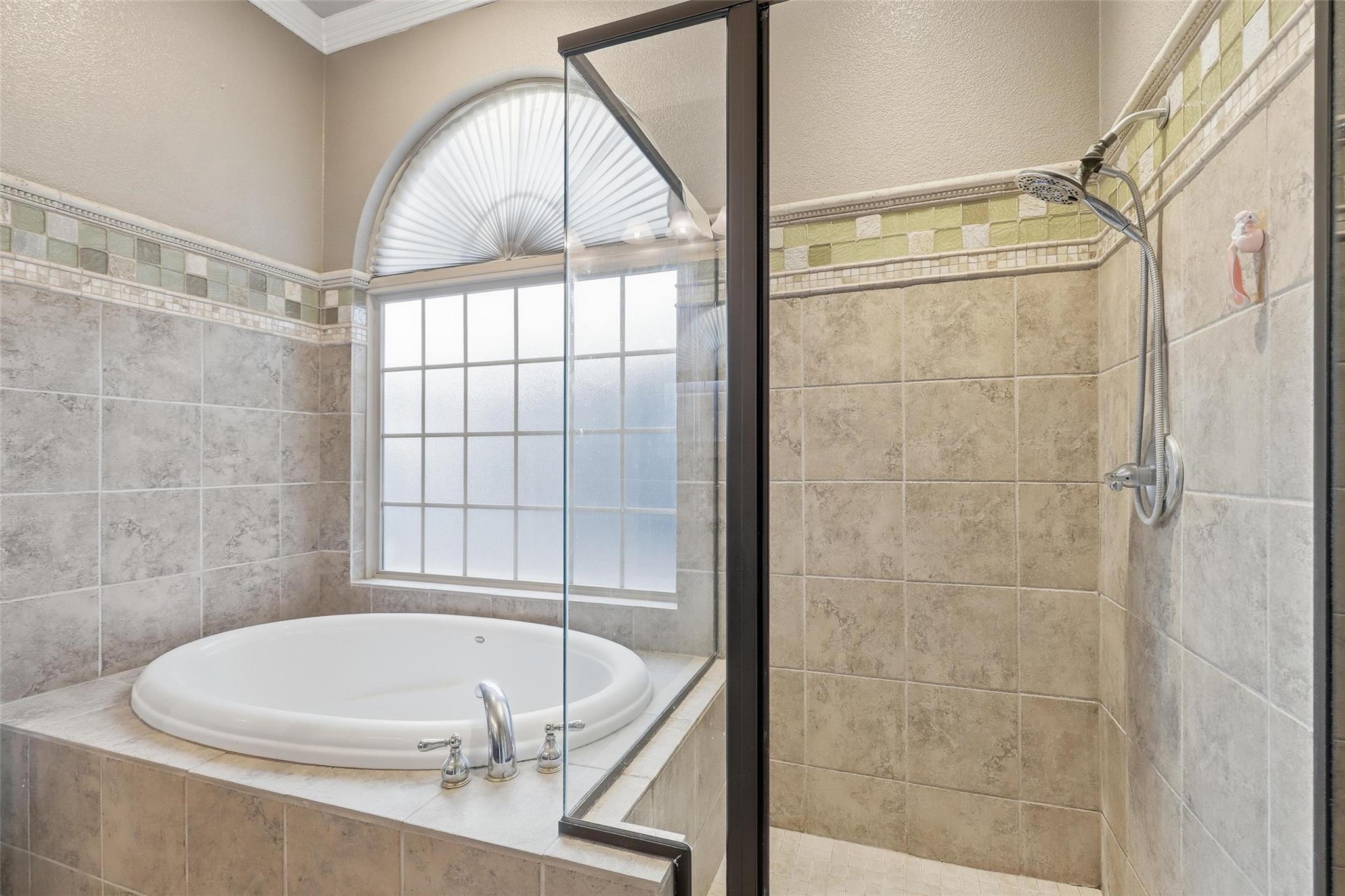 3724 Cove Timber Ave, Granbury, TX 76049