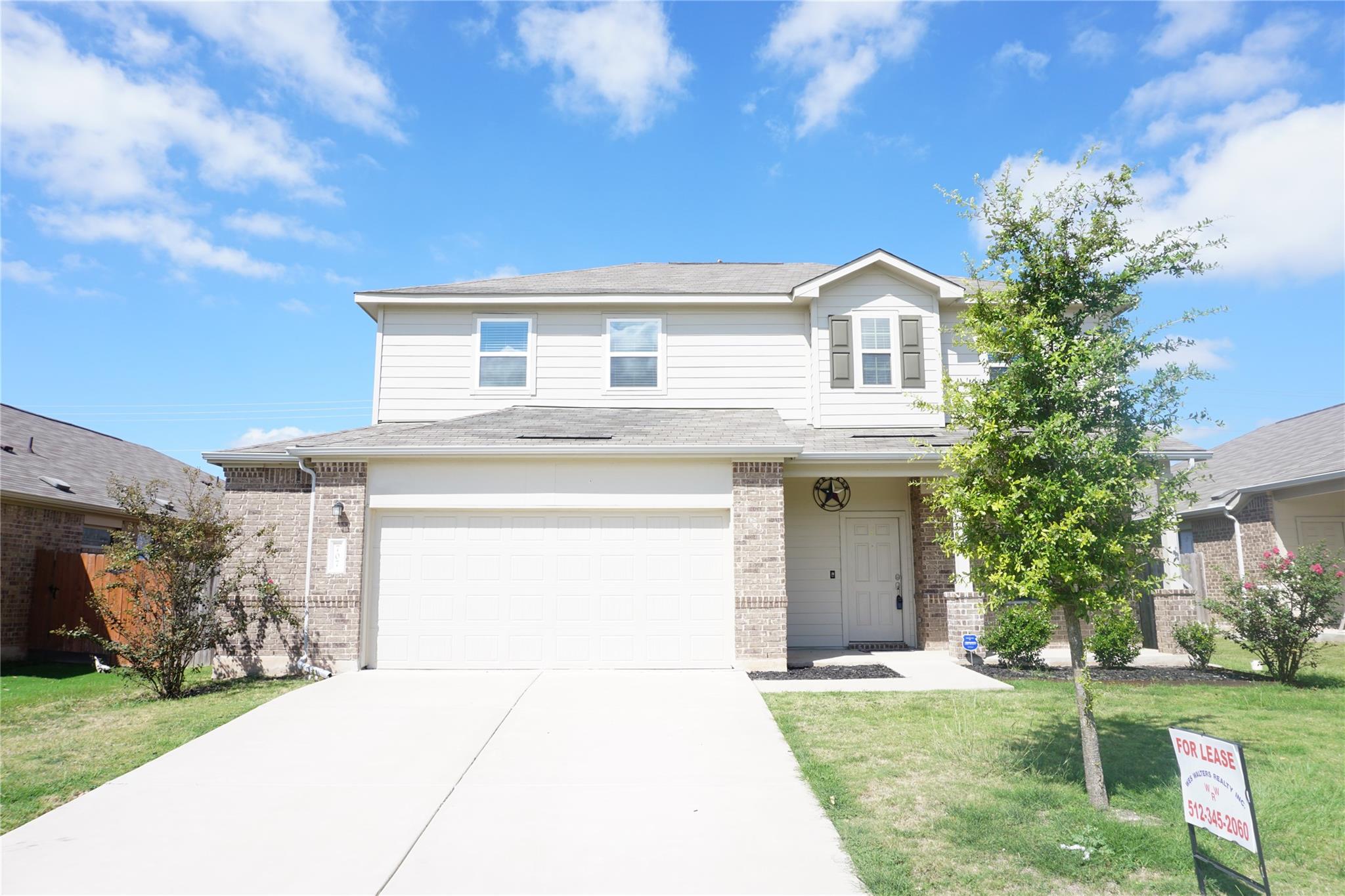 707 Carol Dr, Hutto, TX 78634