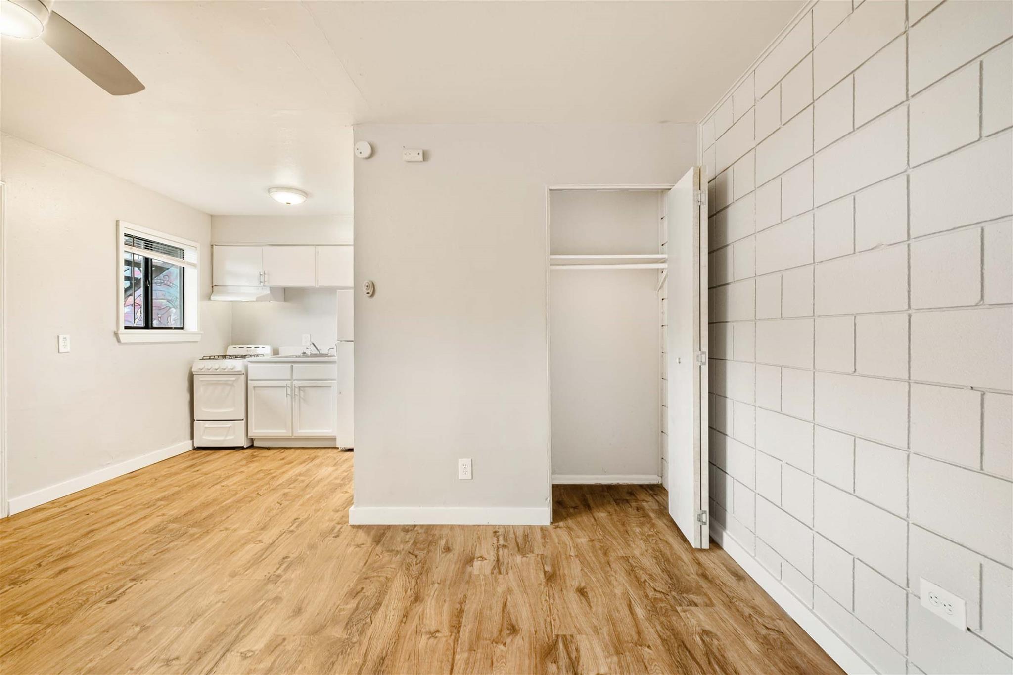 903 Springdale Rd # E, Austin, TX 78702