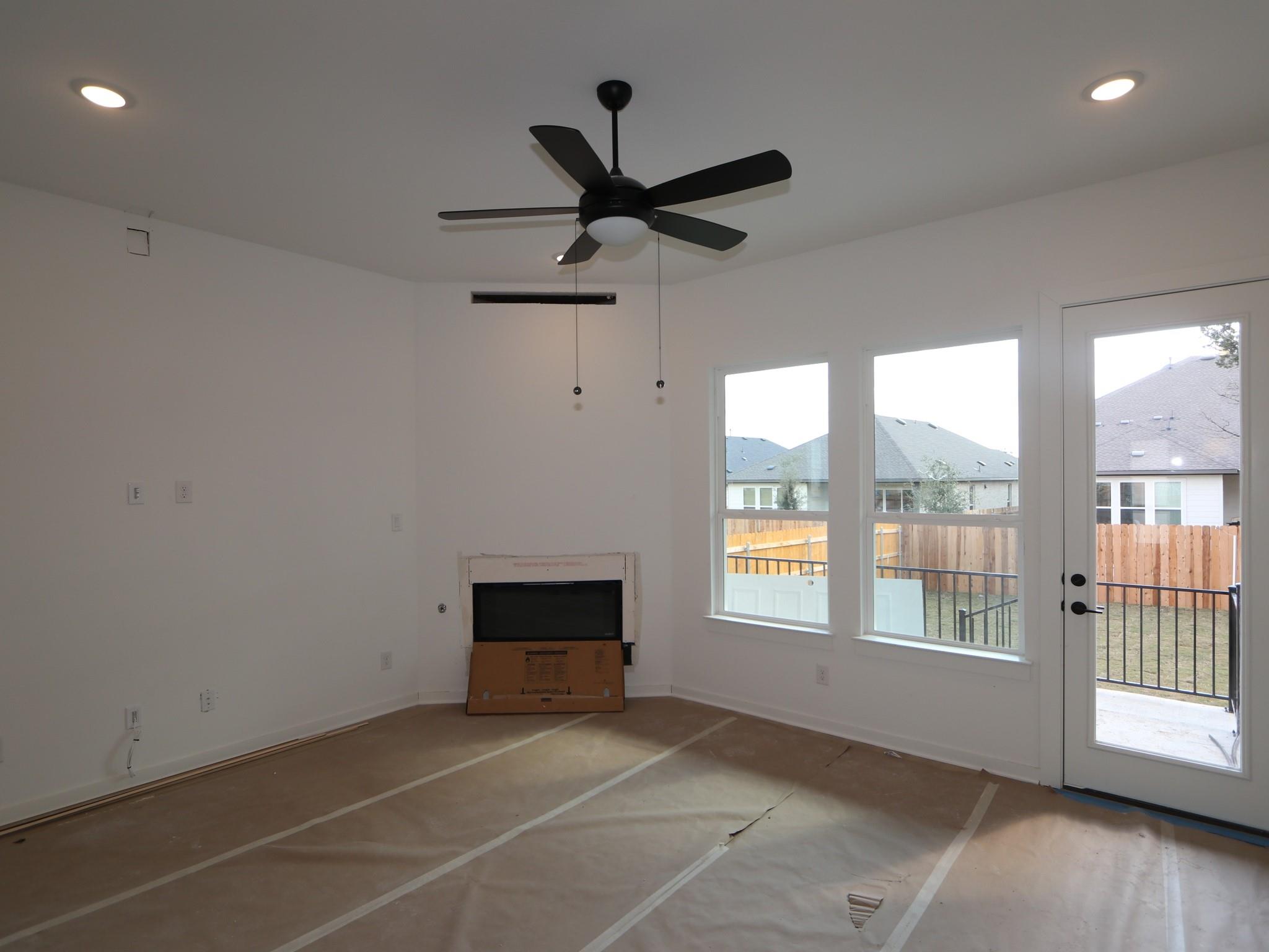 553 Darley Oaks Dr, Dripping Springs, TX 78620