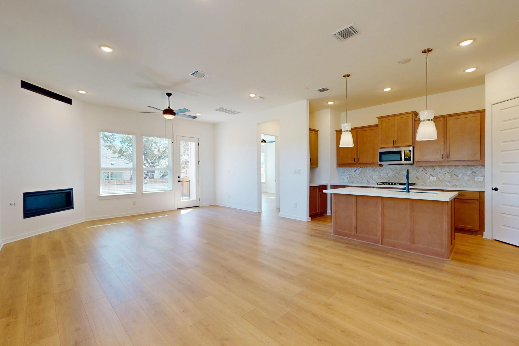 553 Darley Oaks Dr, Dripping Springs, TX 78620