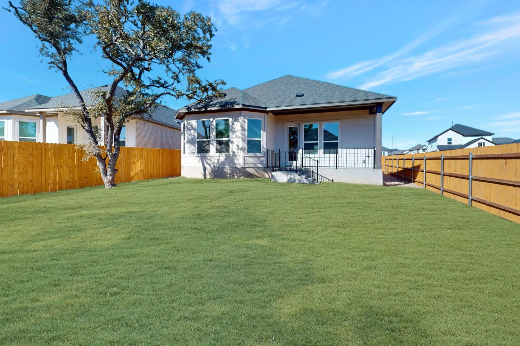 553 Darley Oaks Dr, Dripping Springs, TX 78620