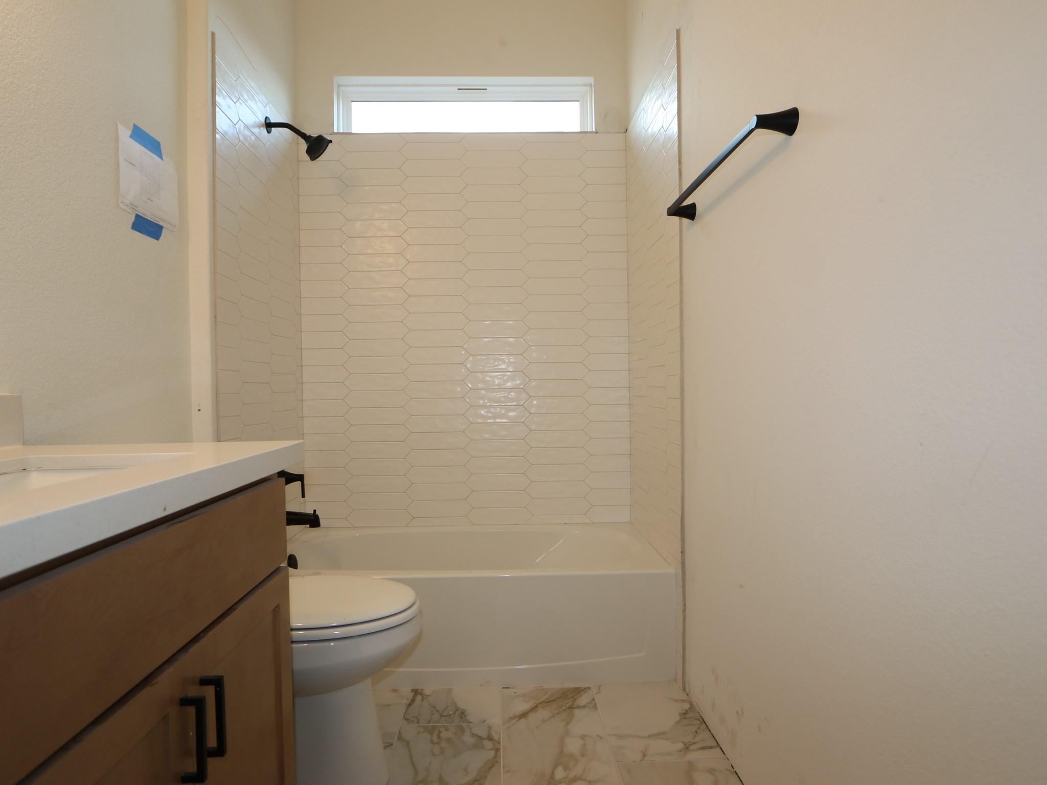 553 Darley Oaks Dr, Dripping Springs, TX 78620