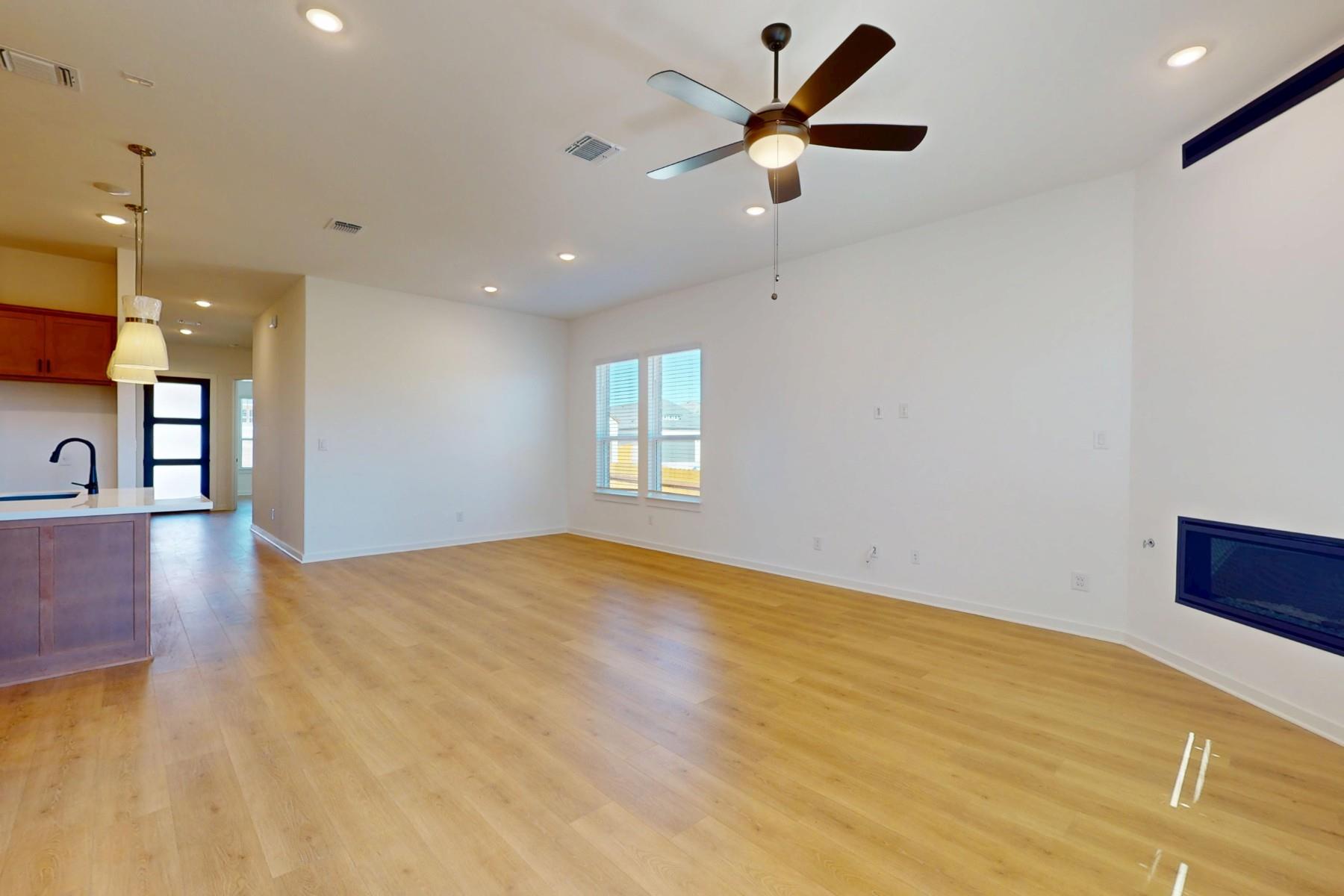 553 Darley Oaks Dr, Dripping Springs, TX 78620