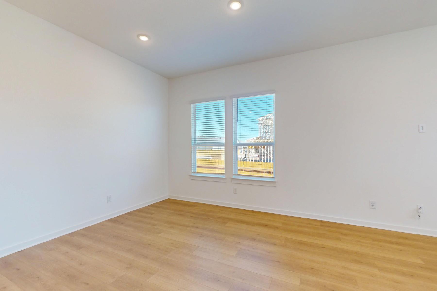 553 Darley Oaks Dr, Dripping Springs, TX 78620