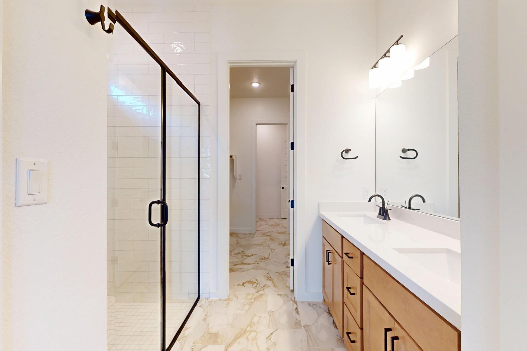 553 Darley Oaks Dr, Dripping Springs, TX 78620