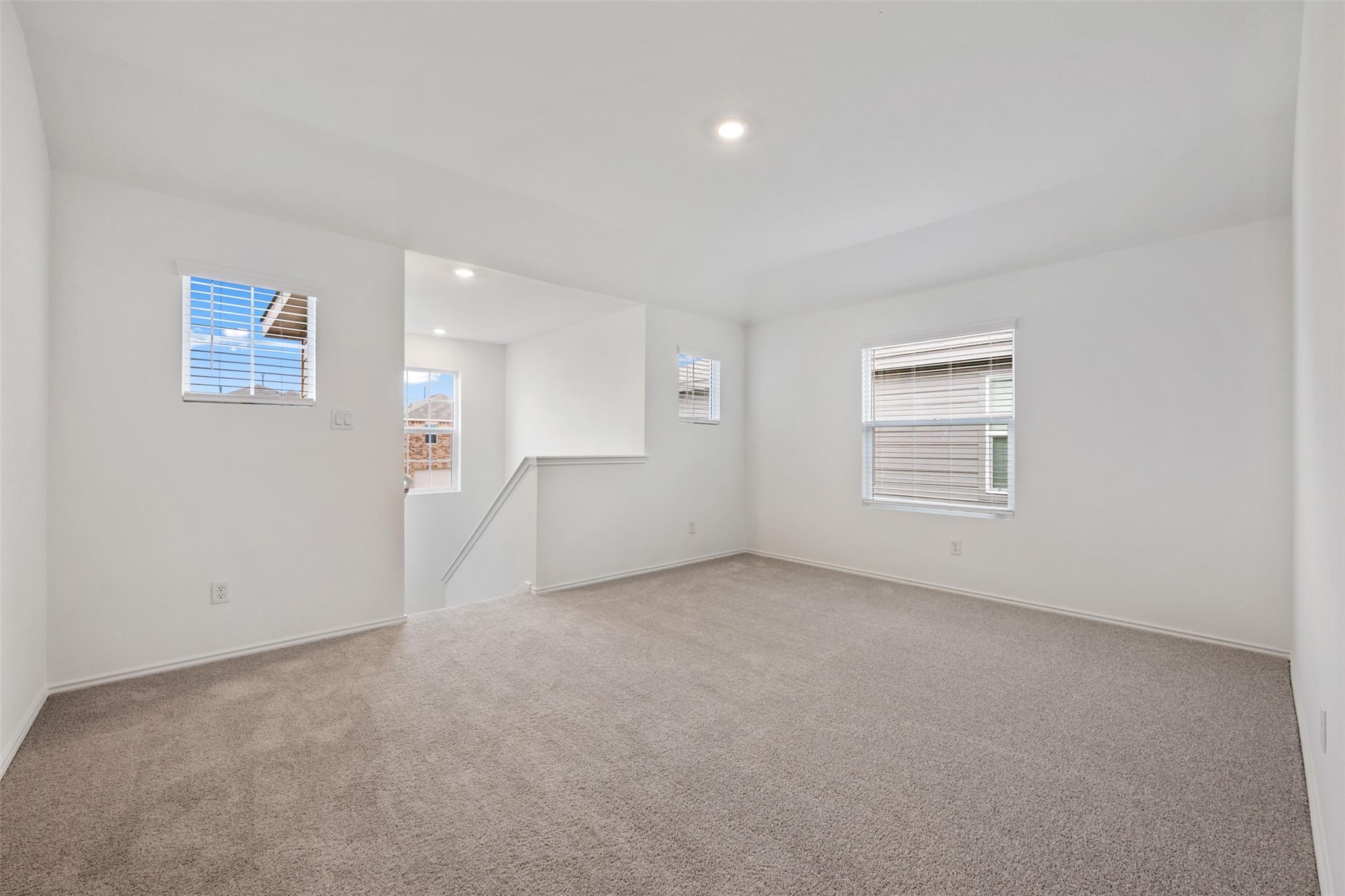 954 Soapstone Pass, Maxwell, TX 78656