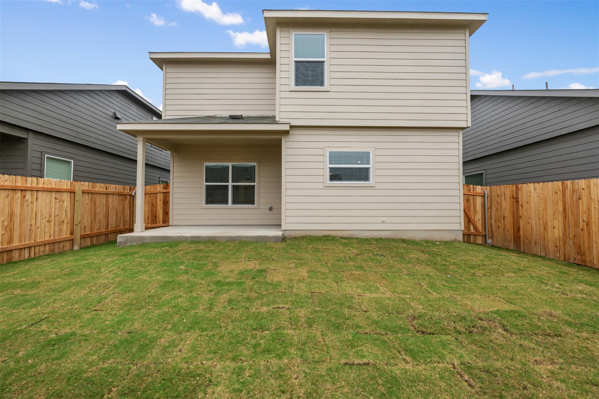 954 Soapstone Pass, Maxwell, TX 78656