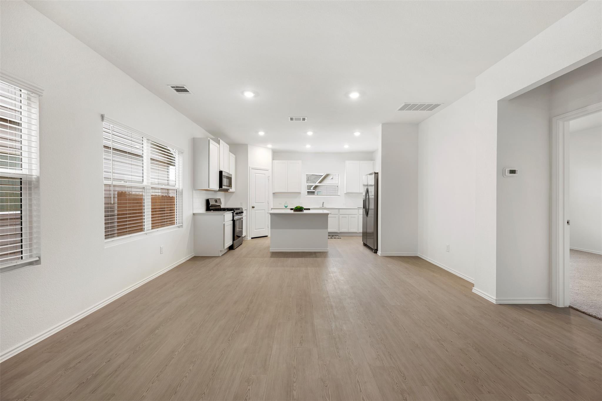 954 Soapstone Pass, Maxwell, TX 78656