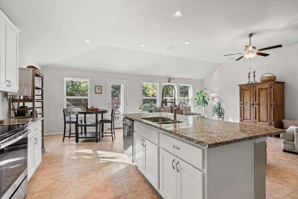 7416 Spanish Oak Dr, Lago Vista, TX 78645