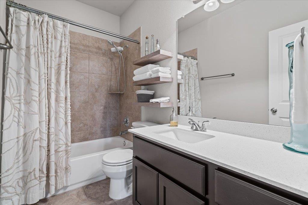 7416 Spanish Oak Dr, Lago Vista, TX 78645