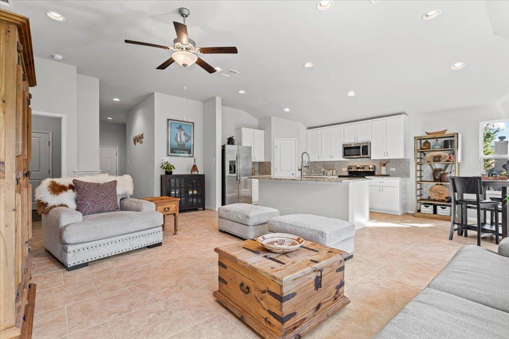 7416 Spanish Oak Dr, Lago Vista, TX 78645