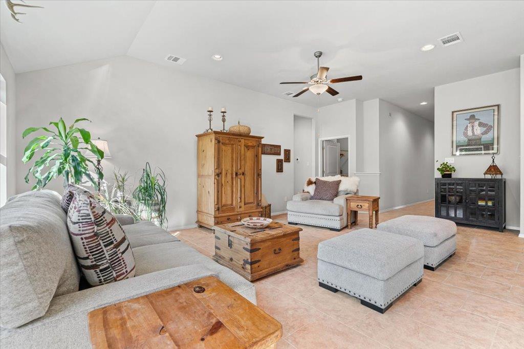 7416 Spanish Oak Dr, Lago Vista, TX 78645