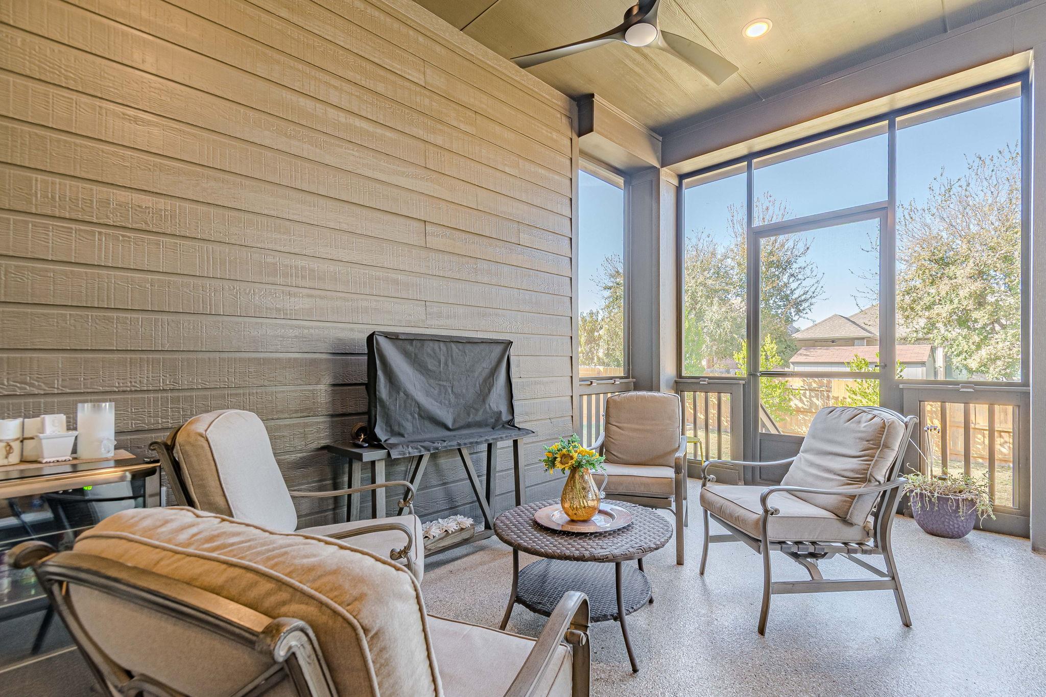 428 Trailing Lantana Ln, San Marcos, TX 78666