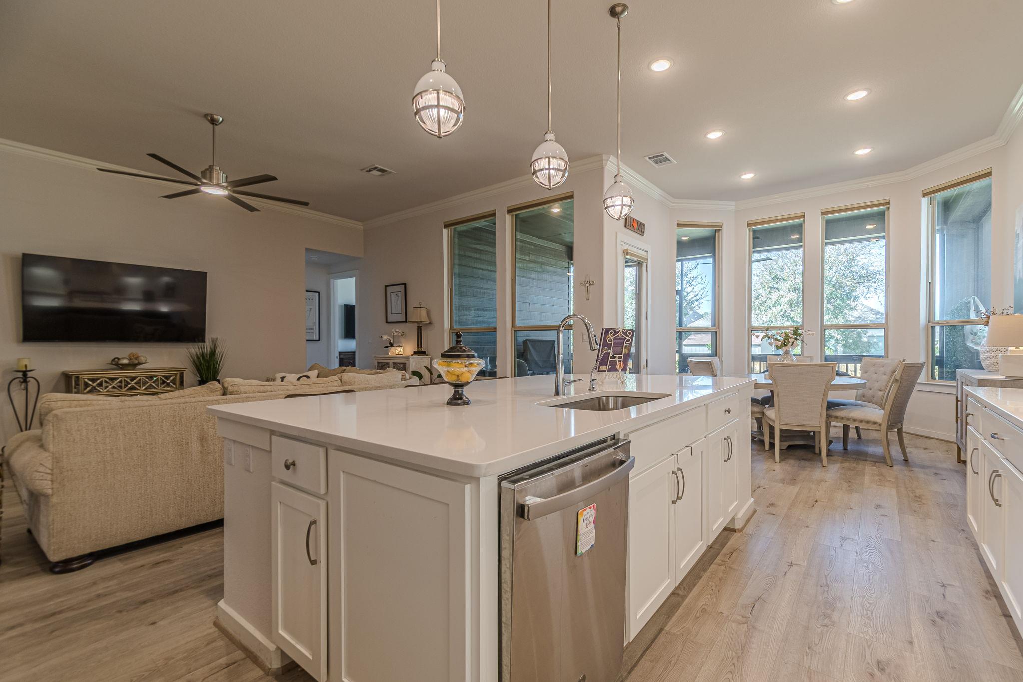 428 Trailing Lantana Ln, San Marcos, TX 78666