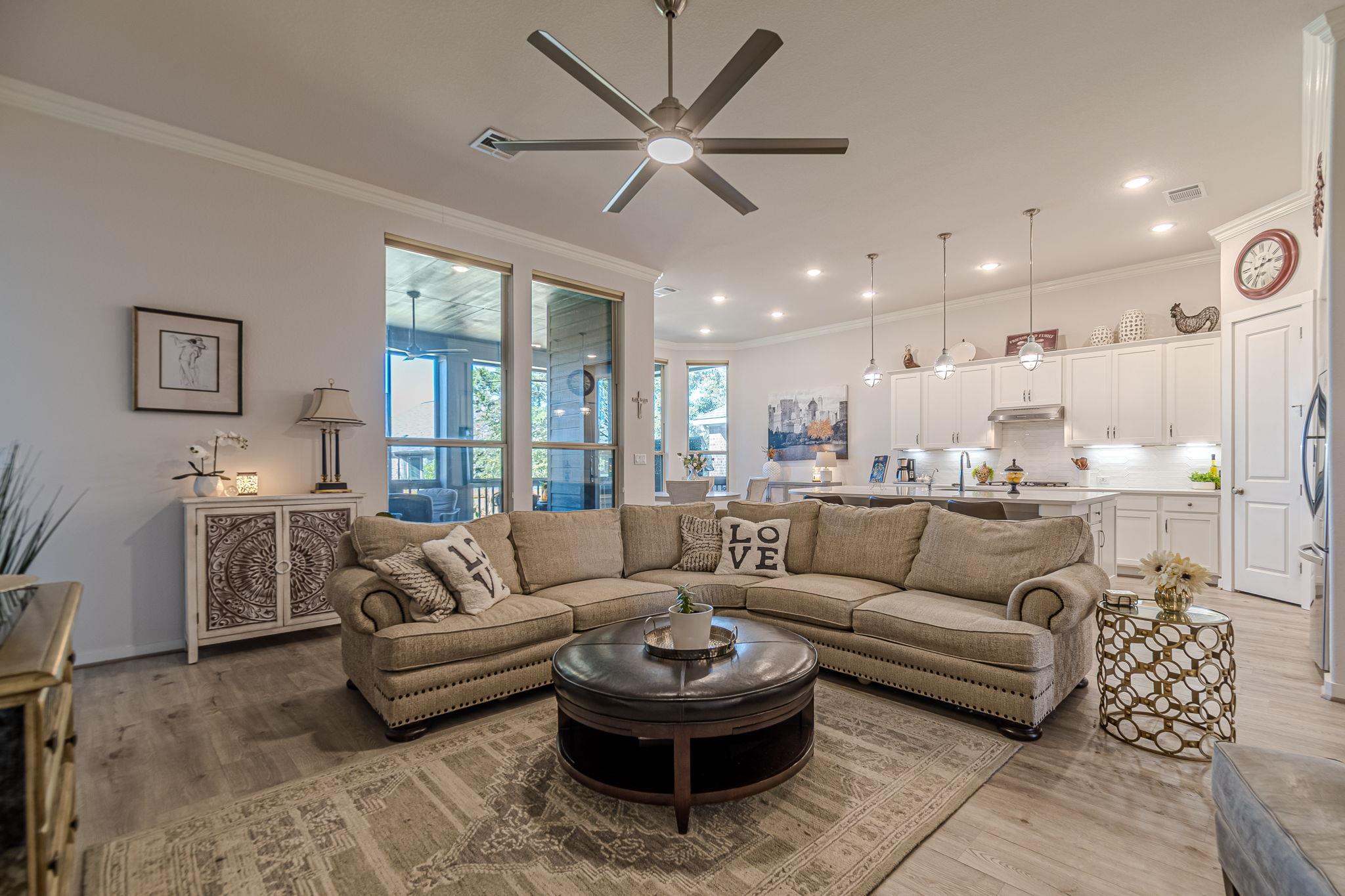 428 Trailing Lantana Ln, San Marcos, TX 78666