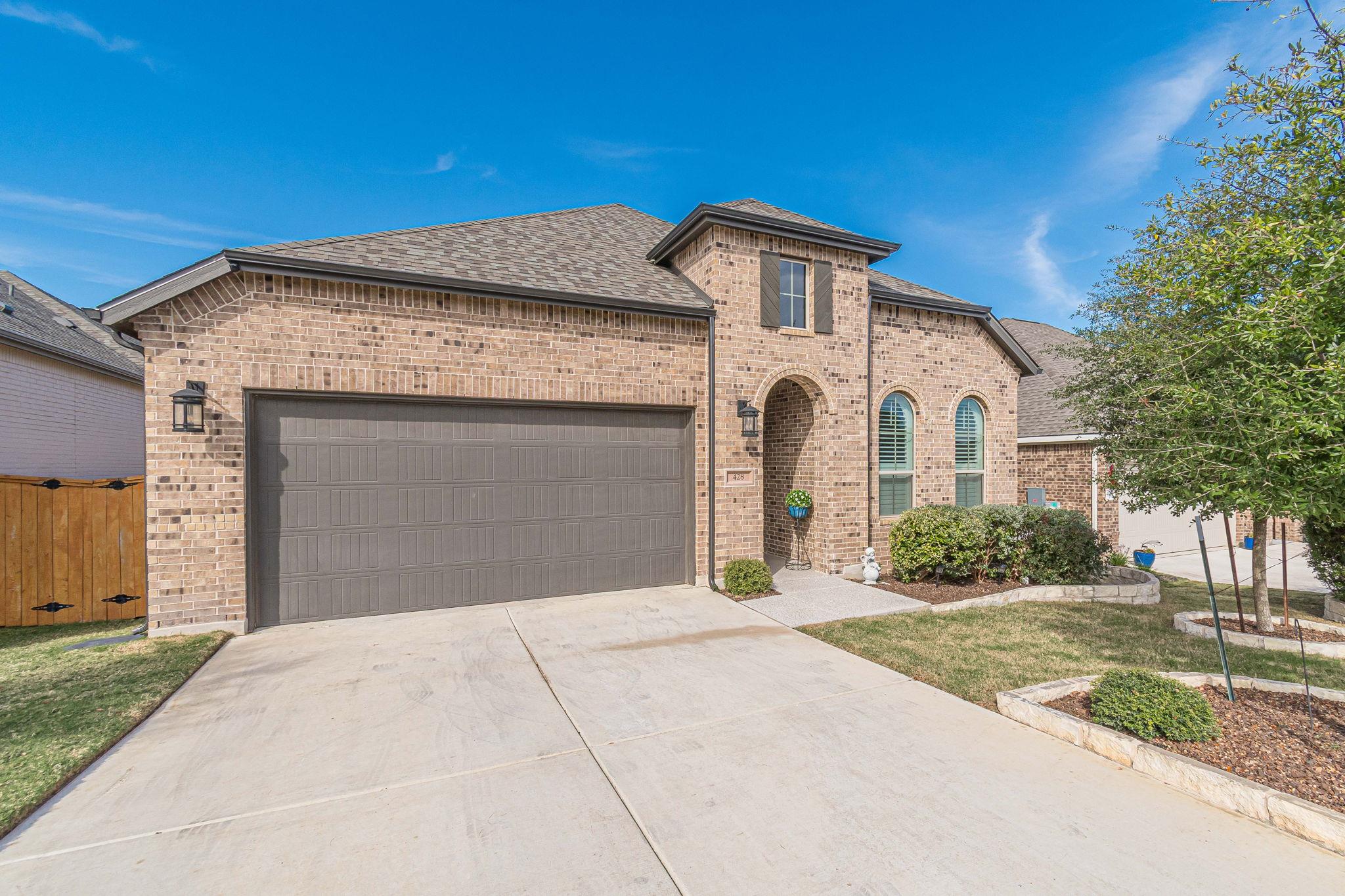 428 Trailing Lantana Ln, San Marcos, TX 78666