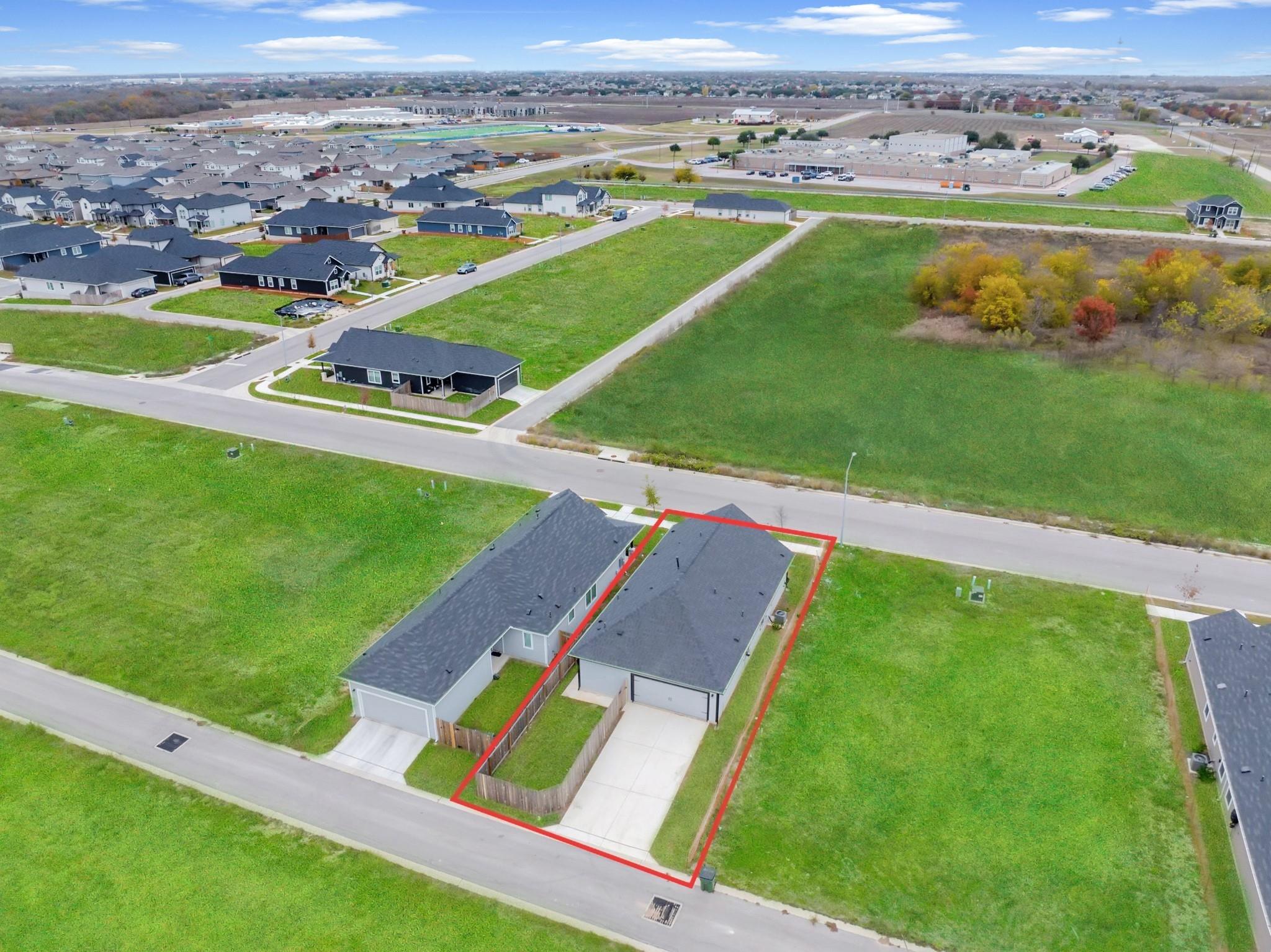 512 Timber Brook Dr, Hutto, TX 78634