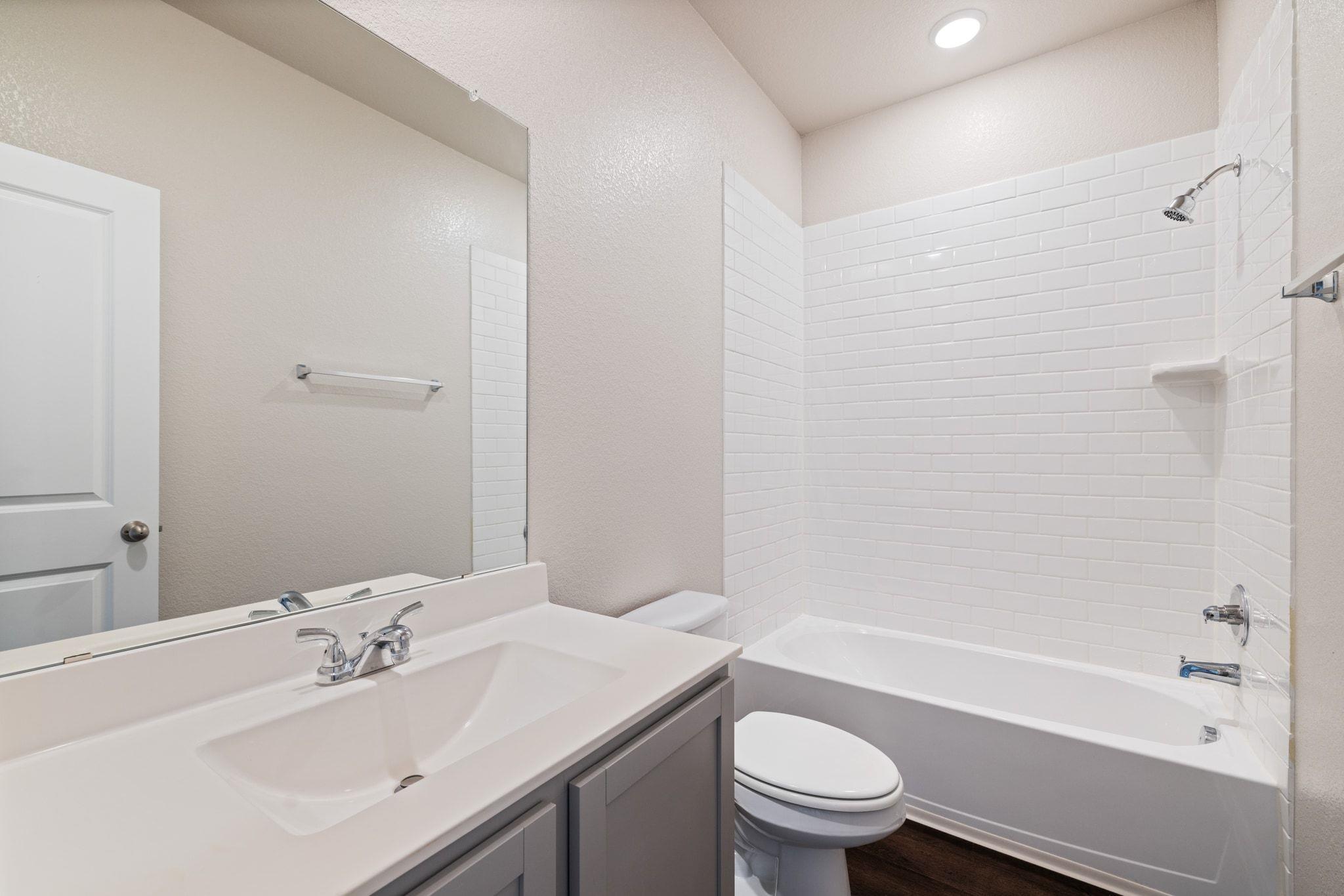 512 Timber Brook Dr, Hutto, TX 78634