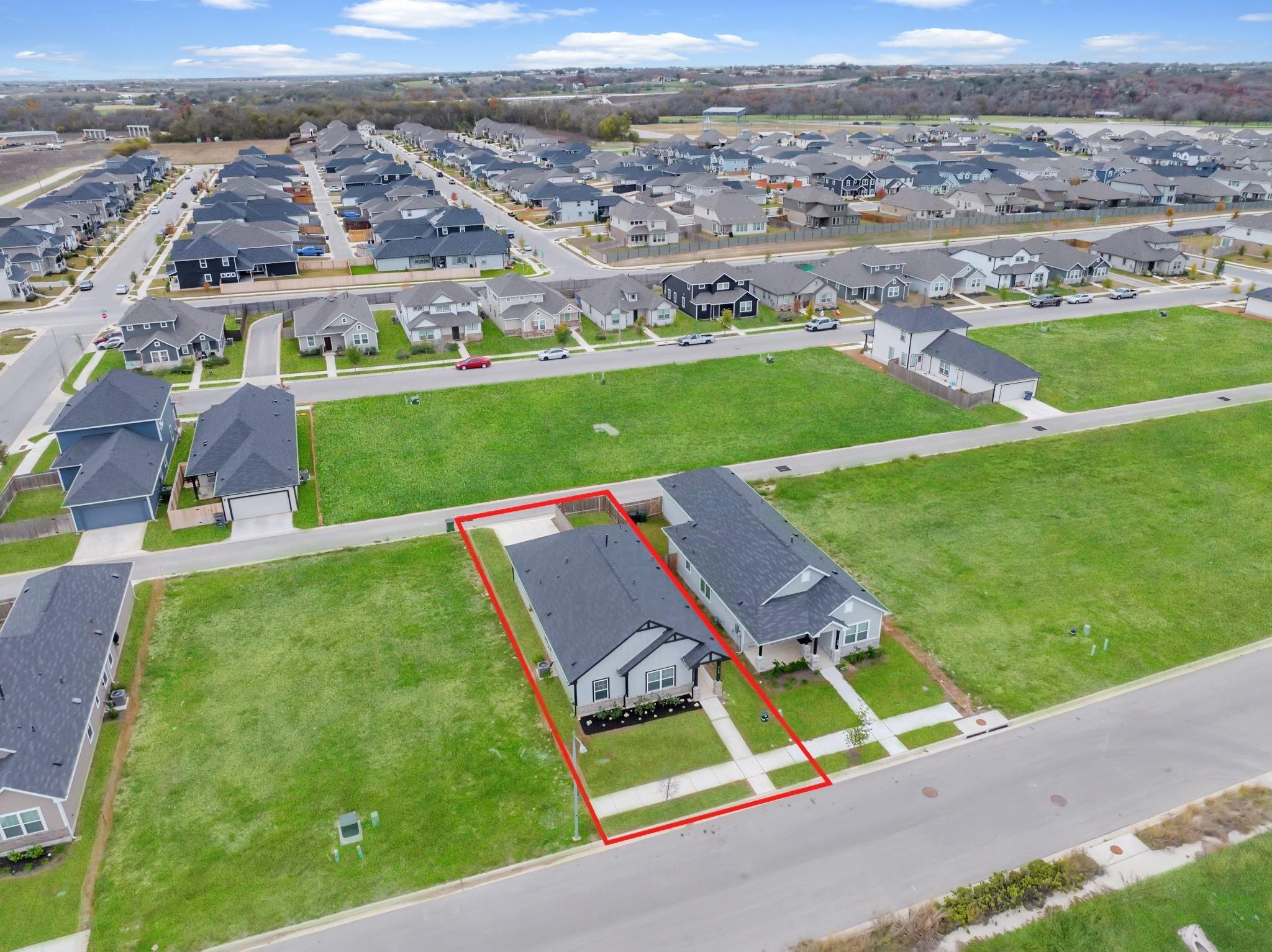 512 Timber Brook Dr, Hutto, TX 78634