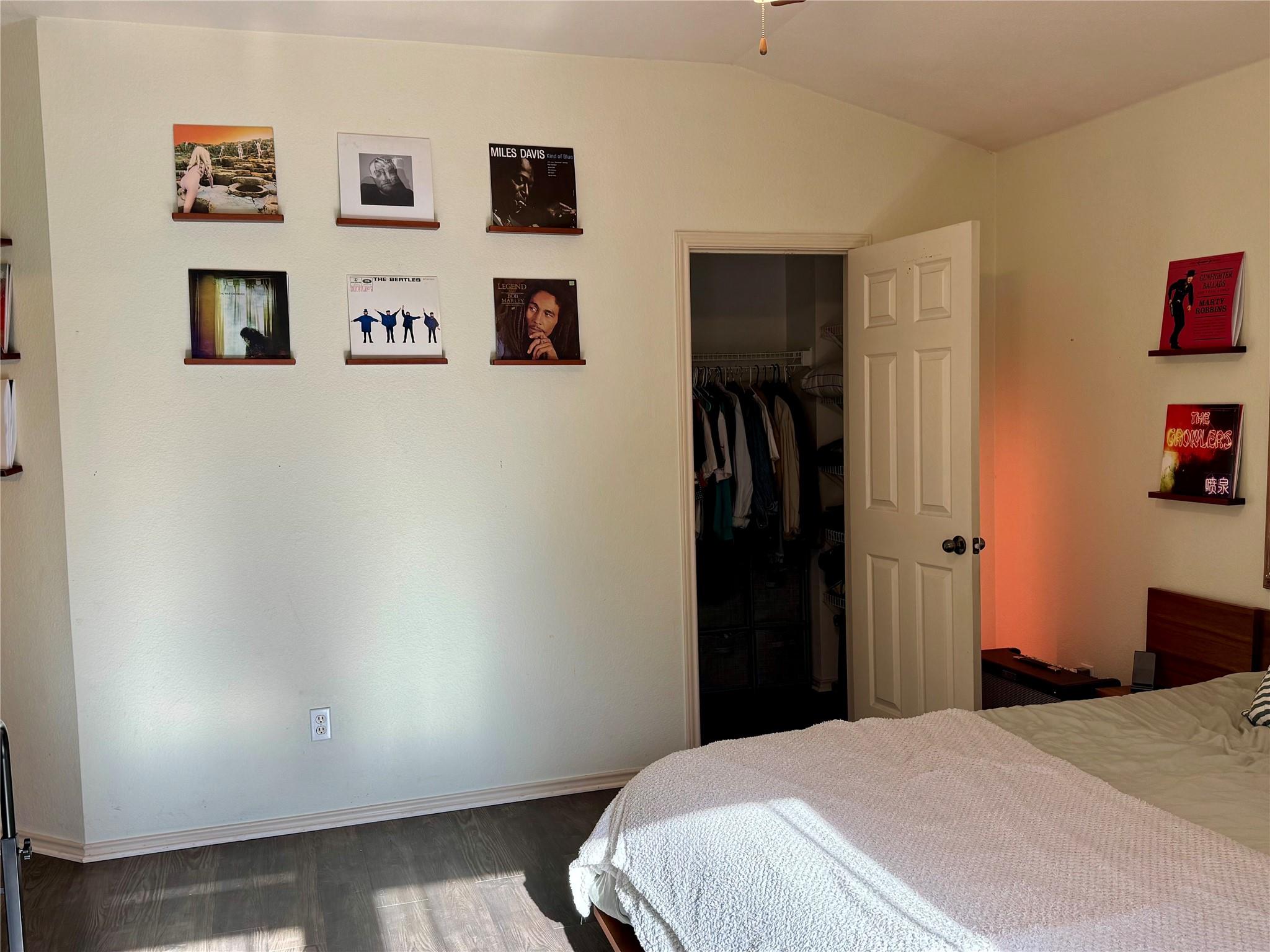 2308 Sweet Clover Dr, Austin, TX 78745