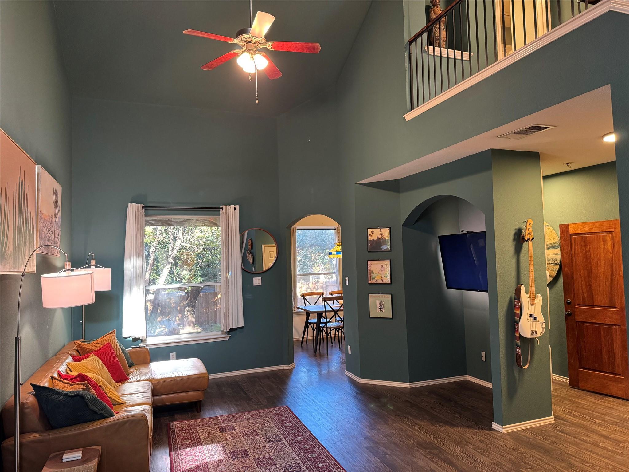 2308 Sweet Clover Dr, Austin, TX 78745