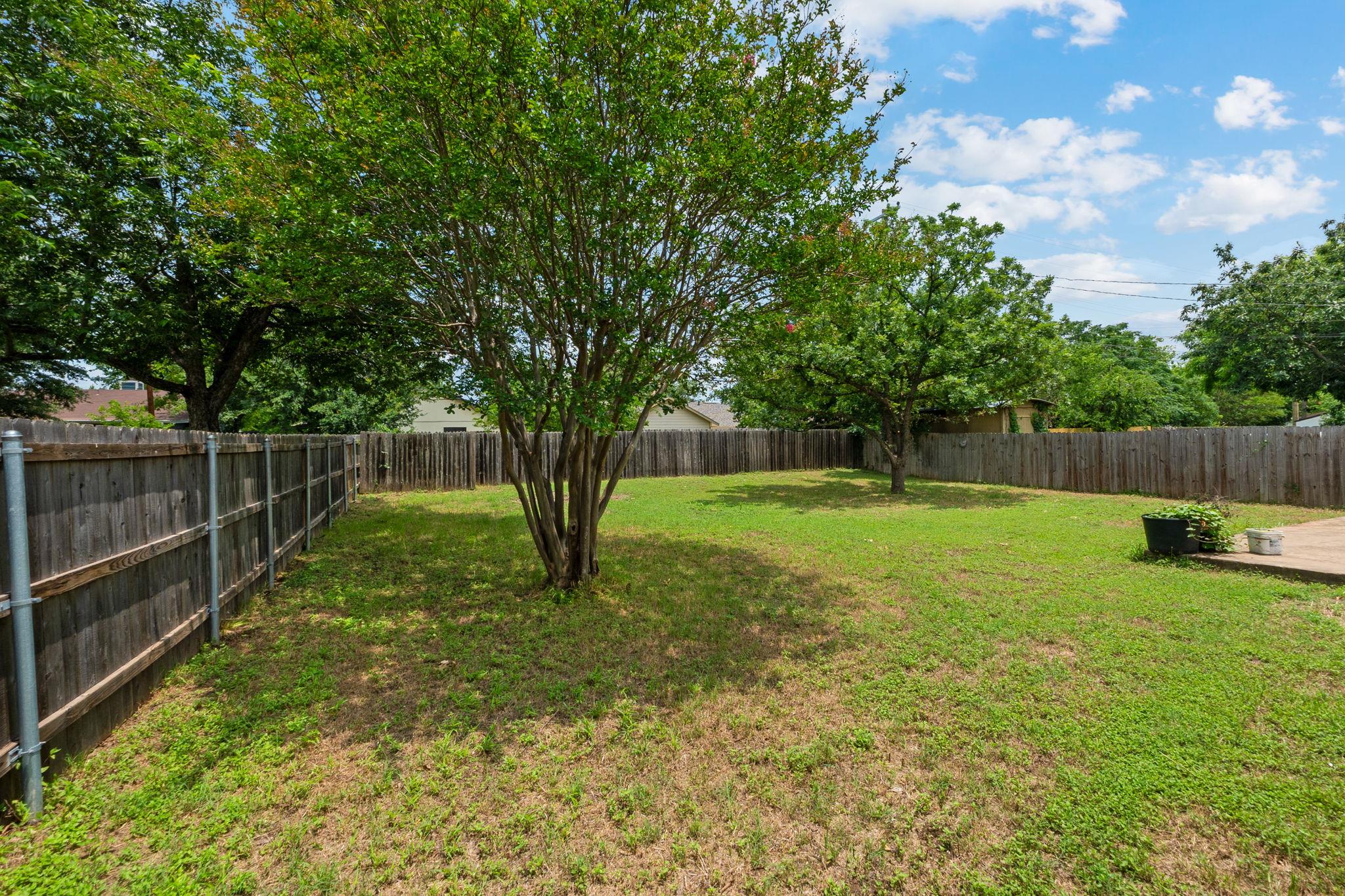 2006 Heathwood Cir, Round Rock, TX 78664